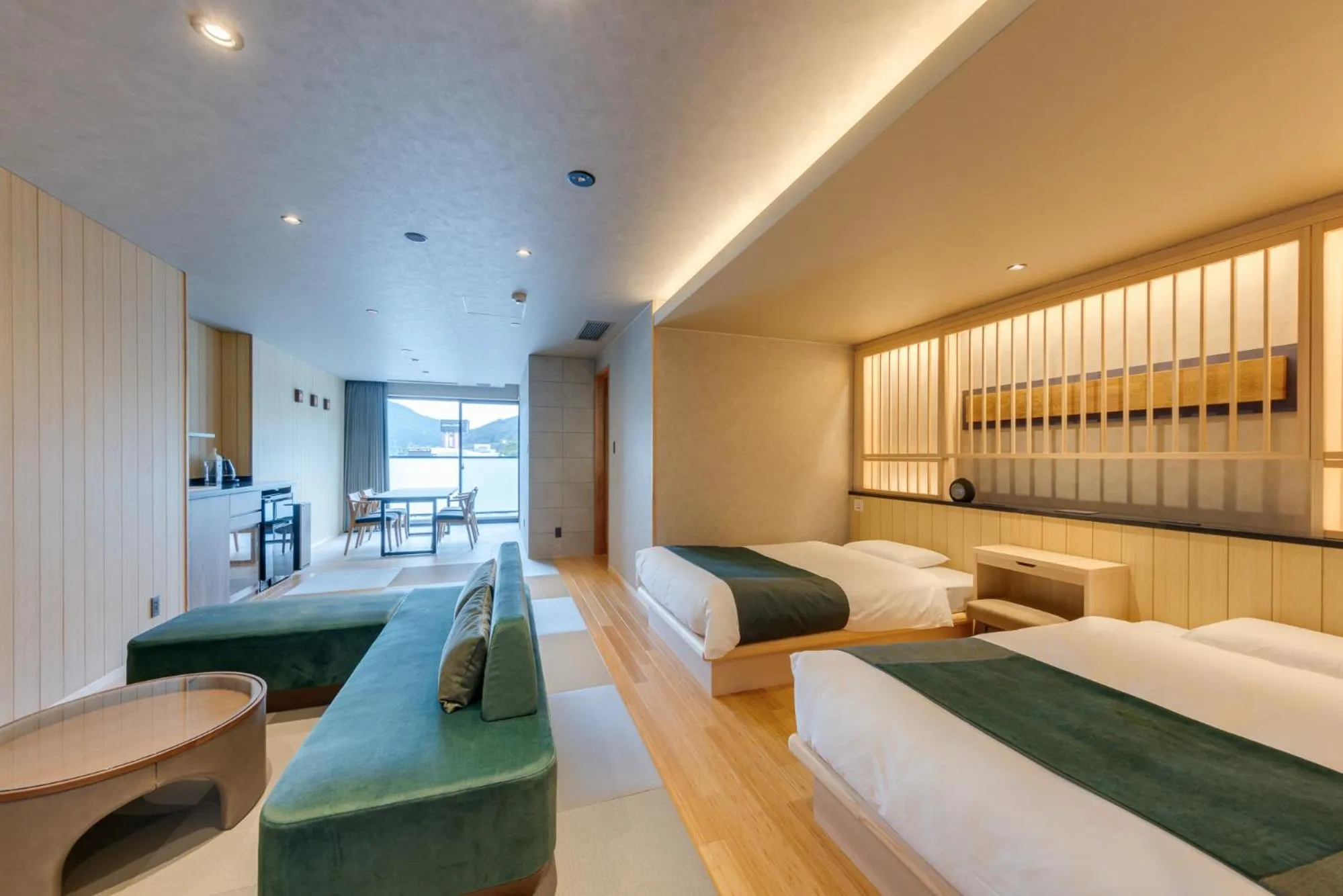 Photo of the whole room, Bed in UreshinoOnsen URESHINO YADOYA