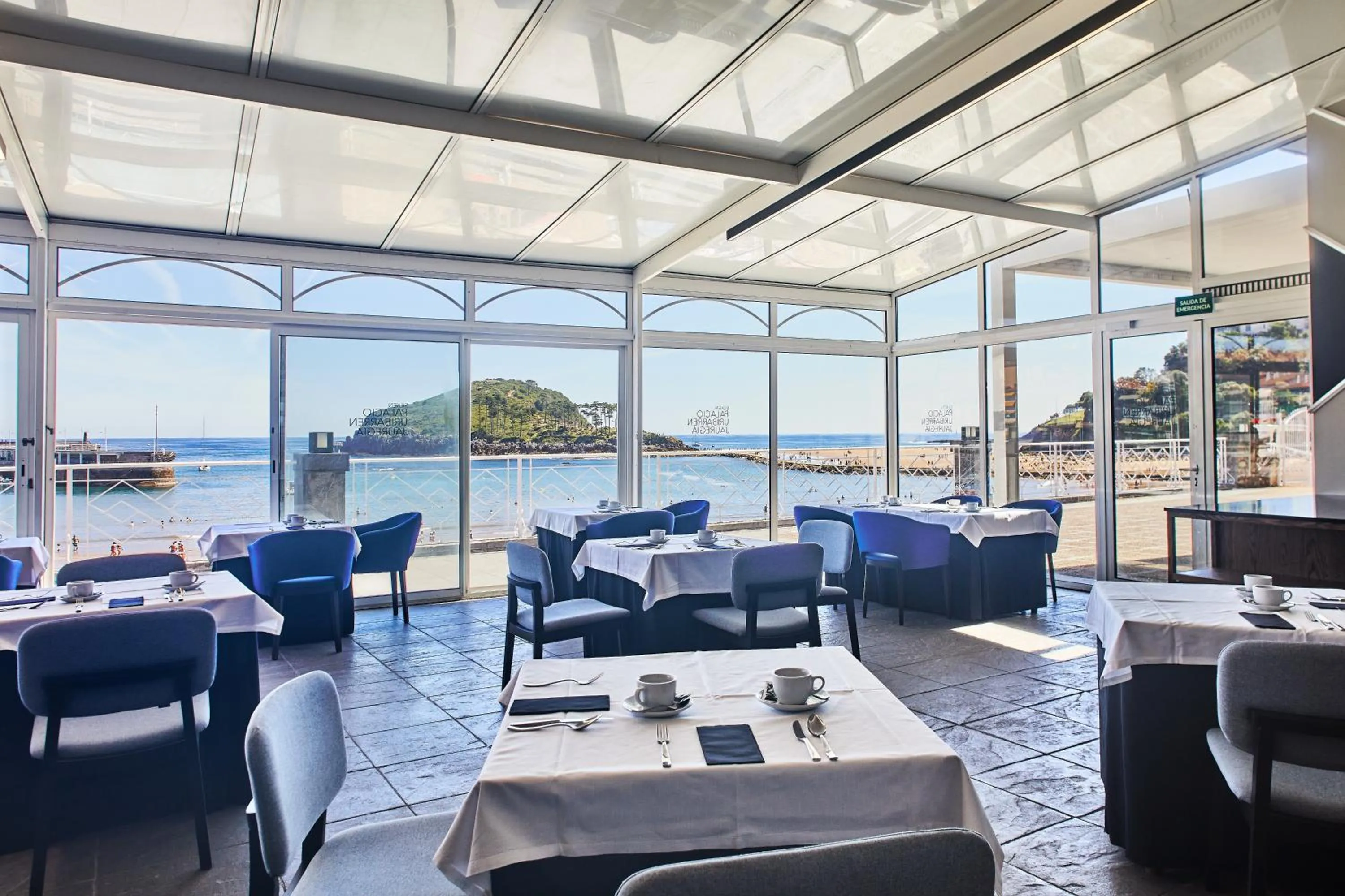 Restaurant/places to eat in Hotel Silken Palacio Uribarren