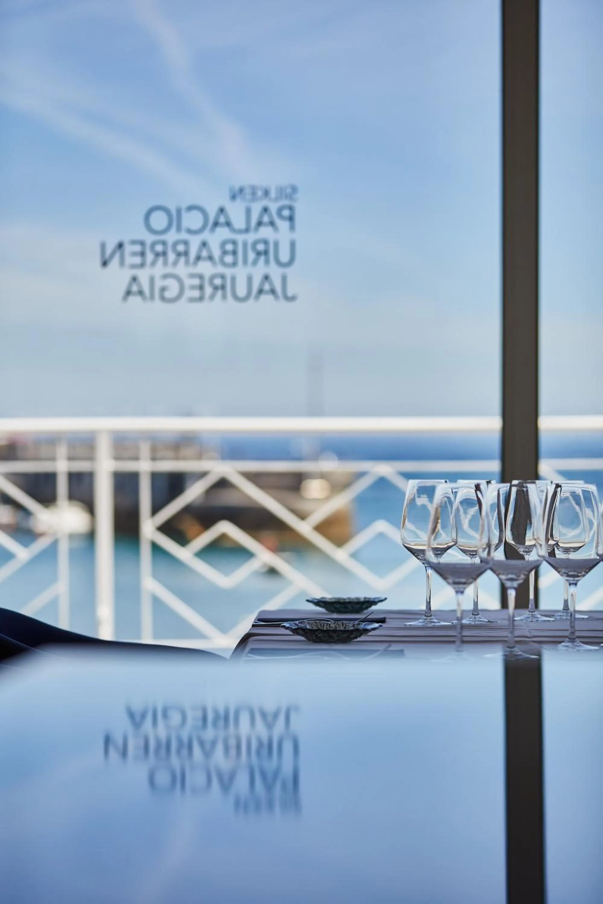 Restaurant/places to eat in Hotel Silken Palacio Uribarren