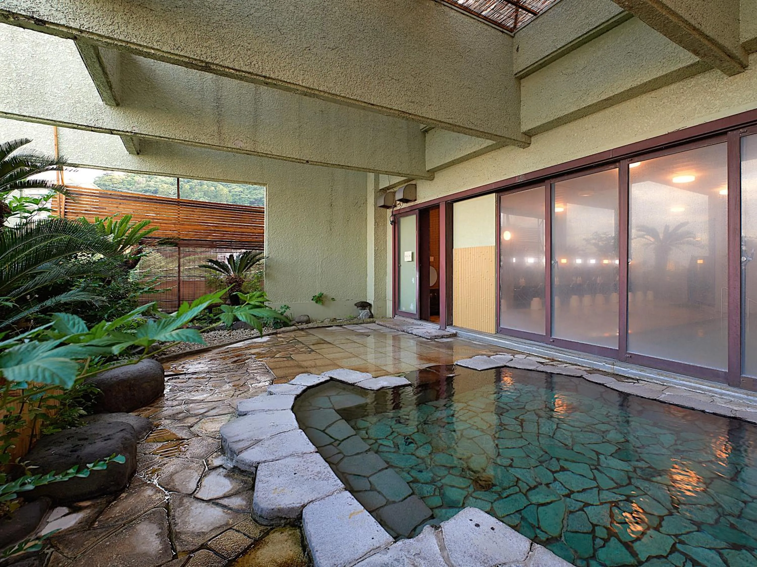 Public Bath in Izu Atagawa Onsen Hotel Gyokuryu