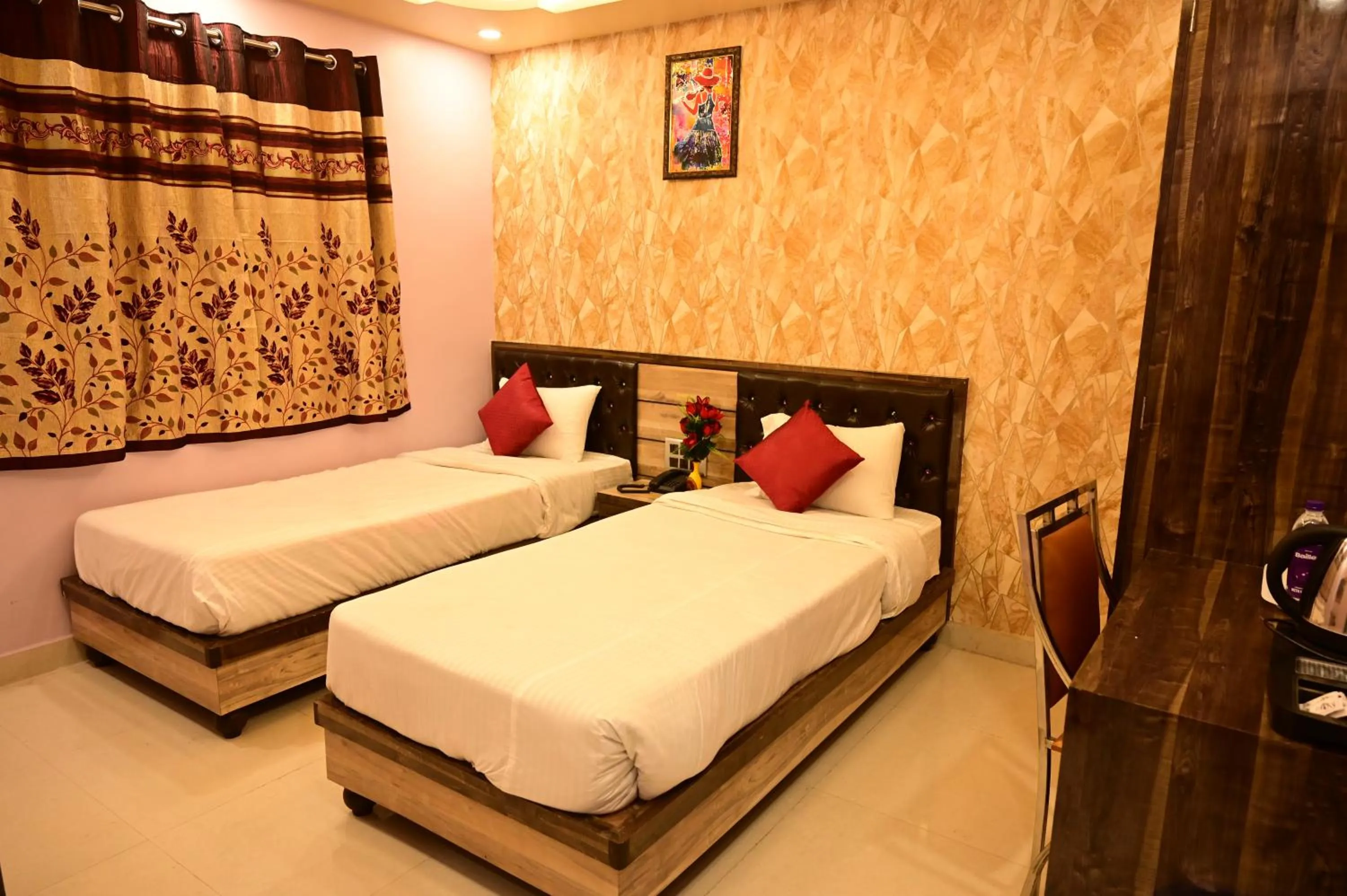 Bed in HOTEL GM INTERNATIONAL