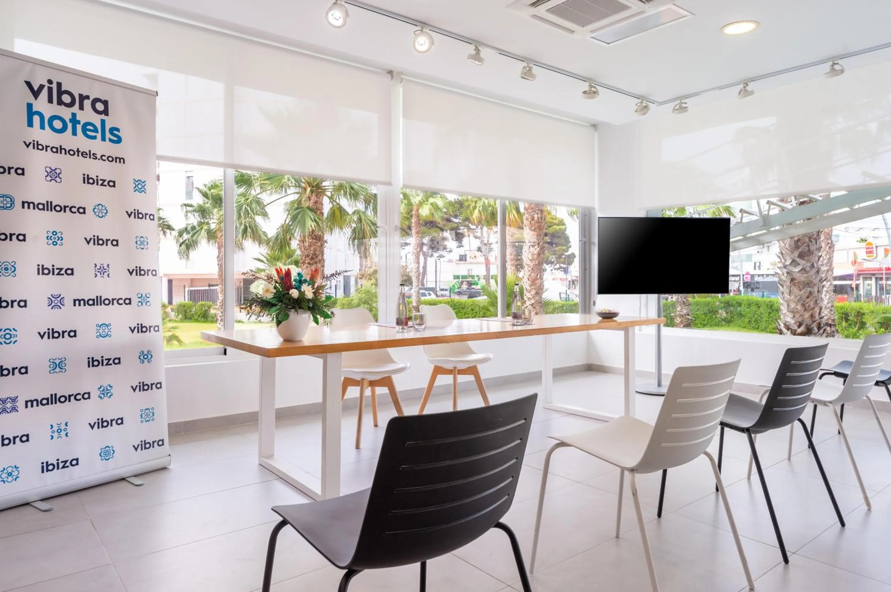 Meeting/conference room in Hotel Vibra Algarb