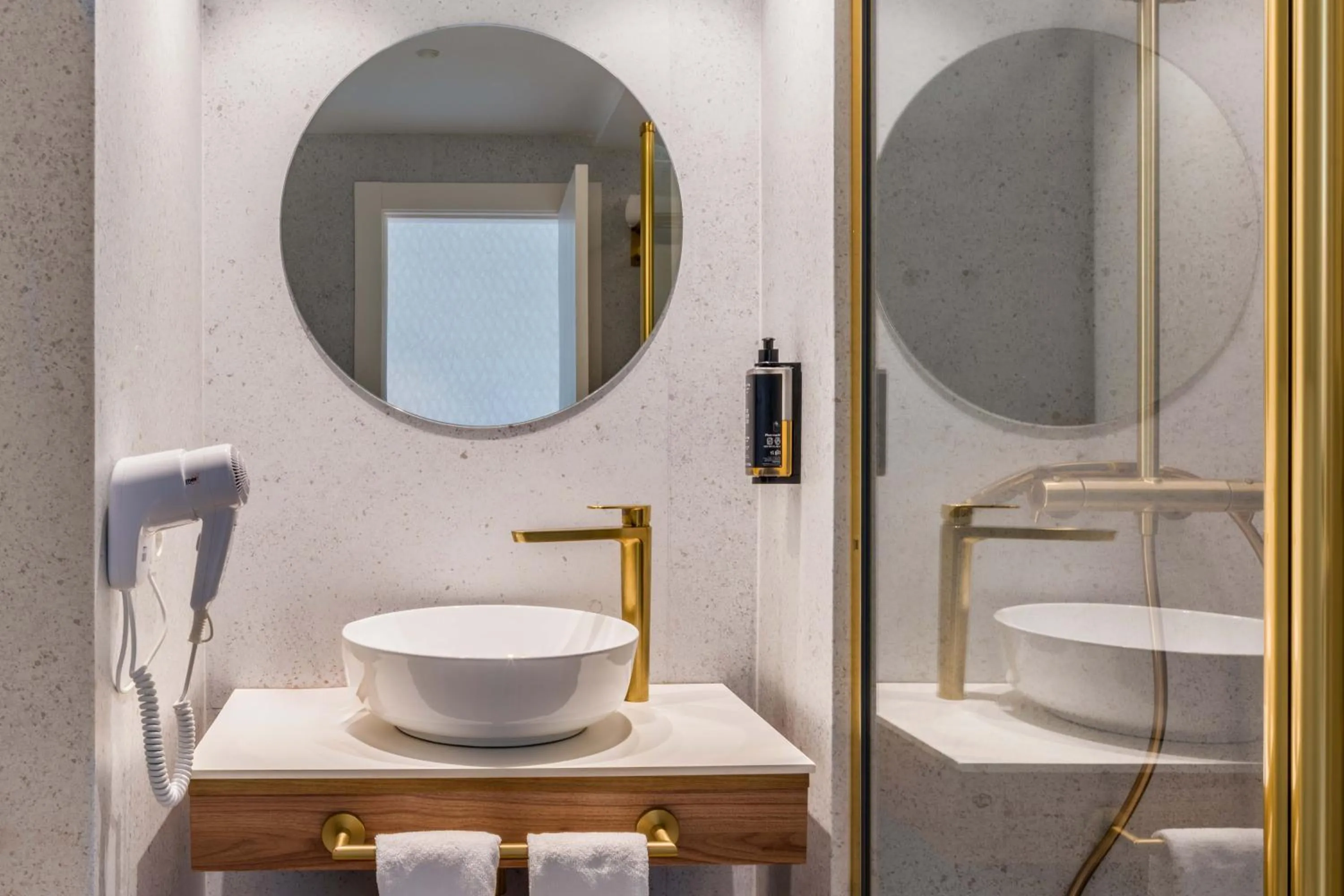 Bathroom in Hotel Vibra Algarb