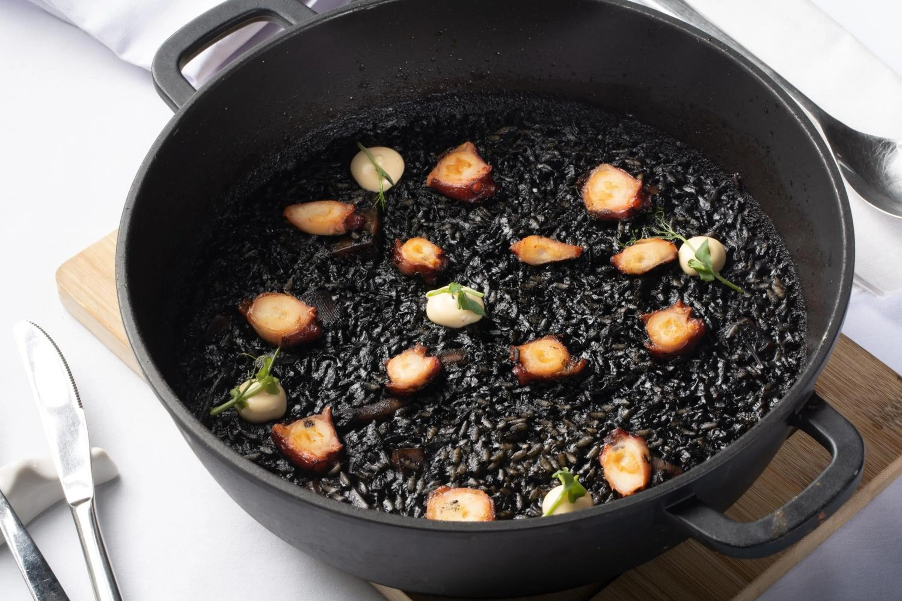 Restaurant/places to eat in Hotel & Thalasso Villa Antilla - Habitaciones con Terraza - Thalasso incluida