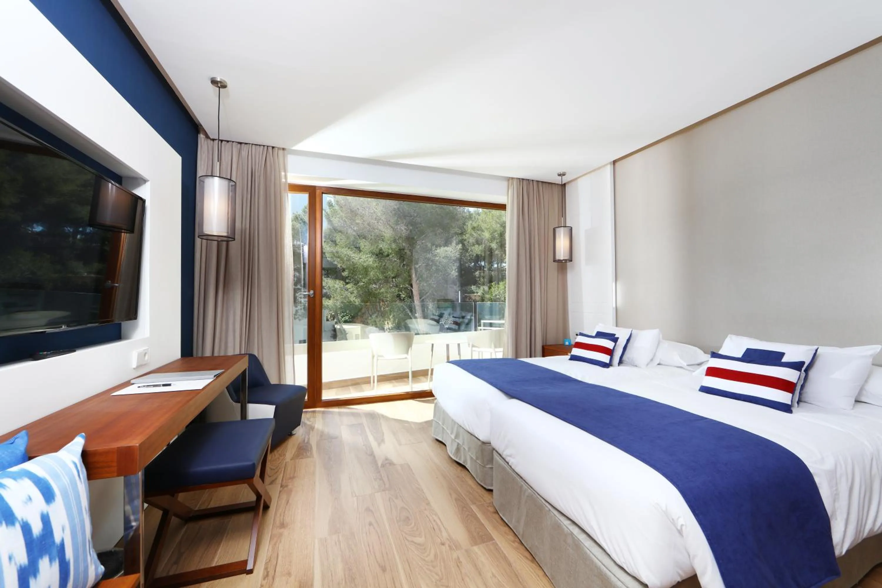 Bedroom, Bed in Hotel Son Caliu Spa Oasis