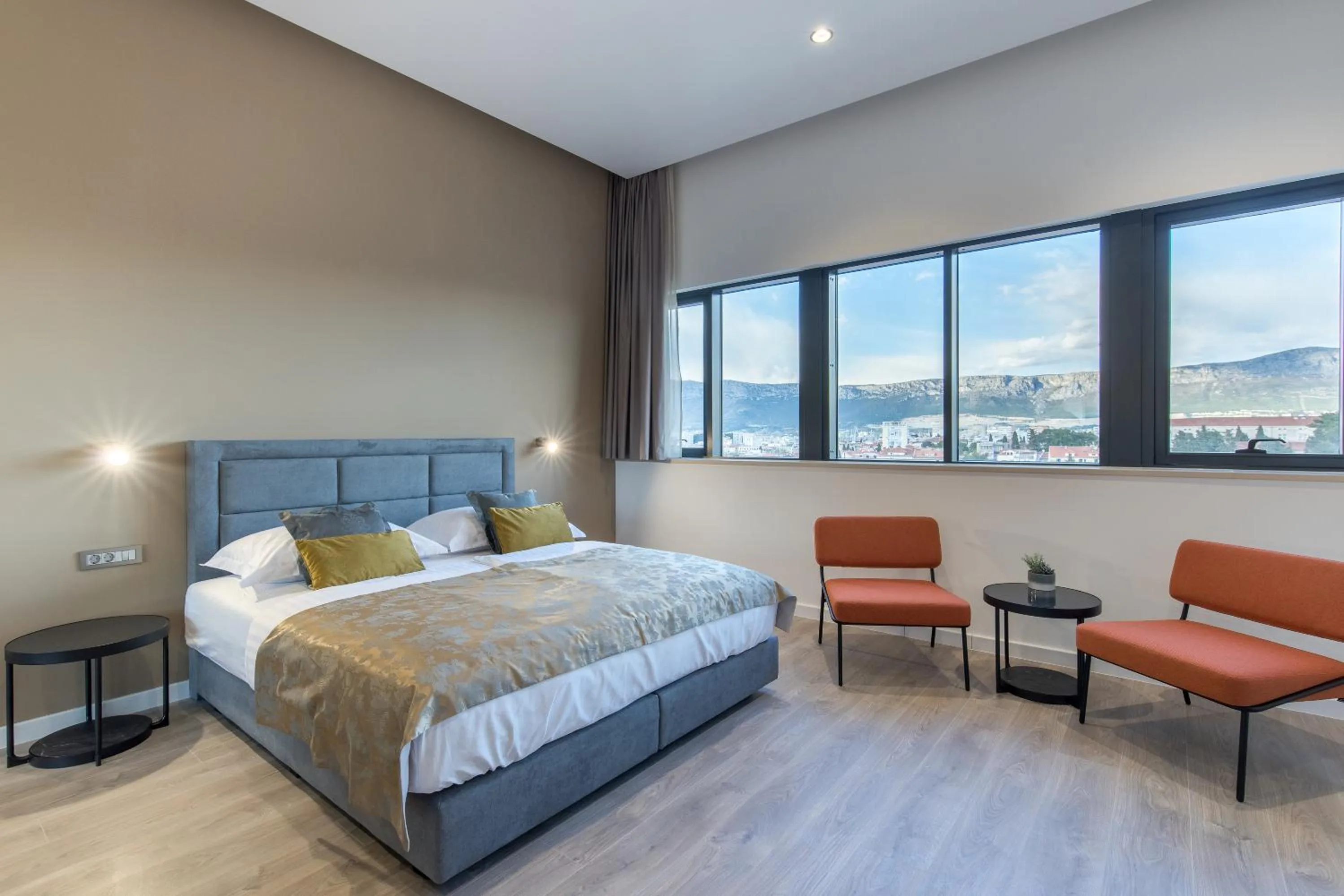 Bed in Seascape Luxury Rooms