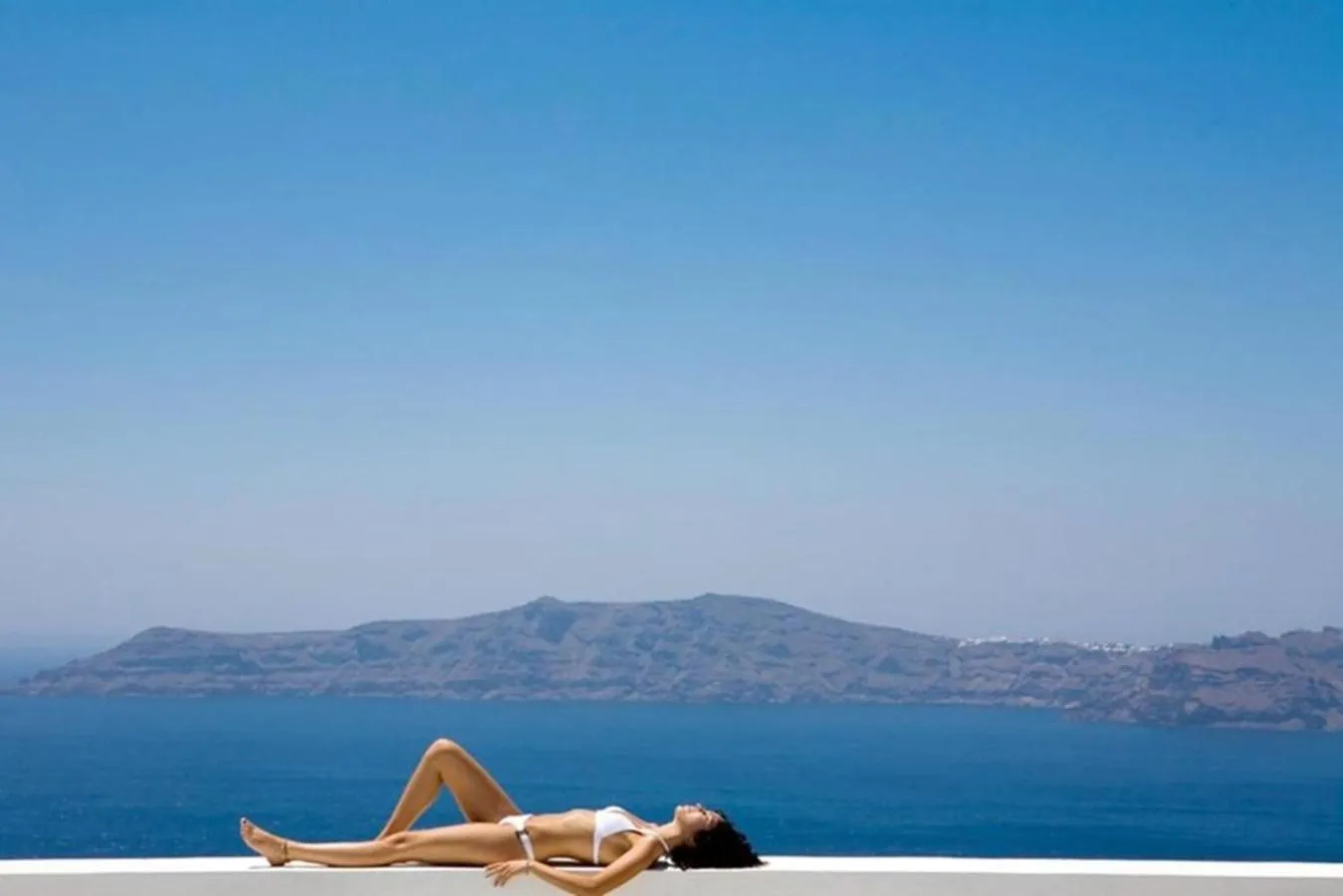 Swimming pool in Xenones Filotera