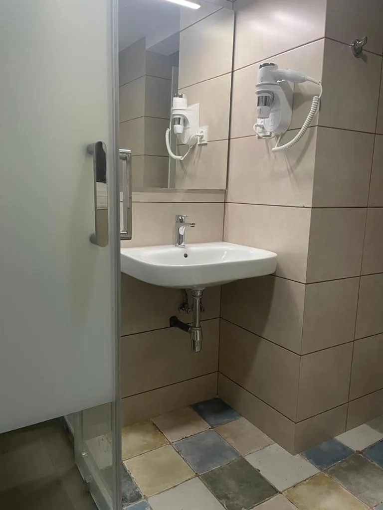 Bathroom in Somnio Hostels