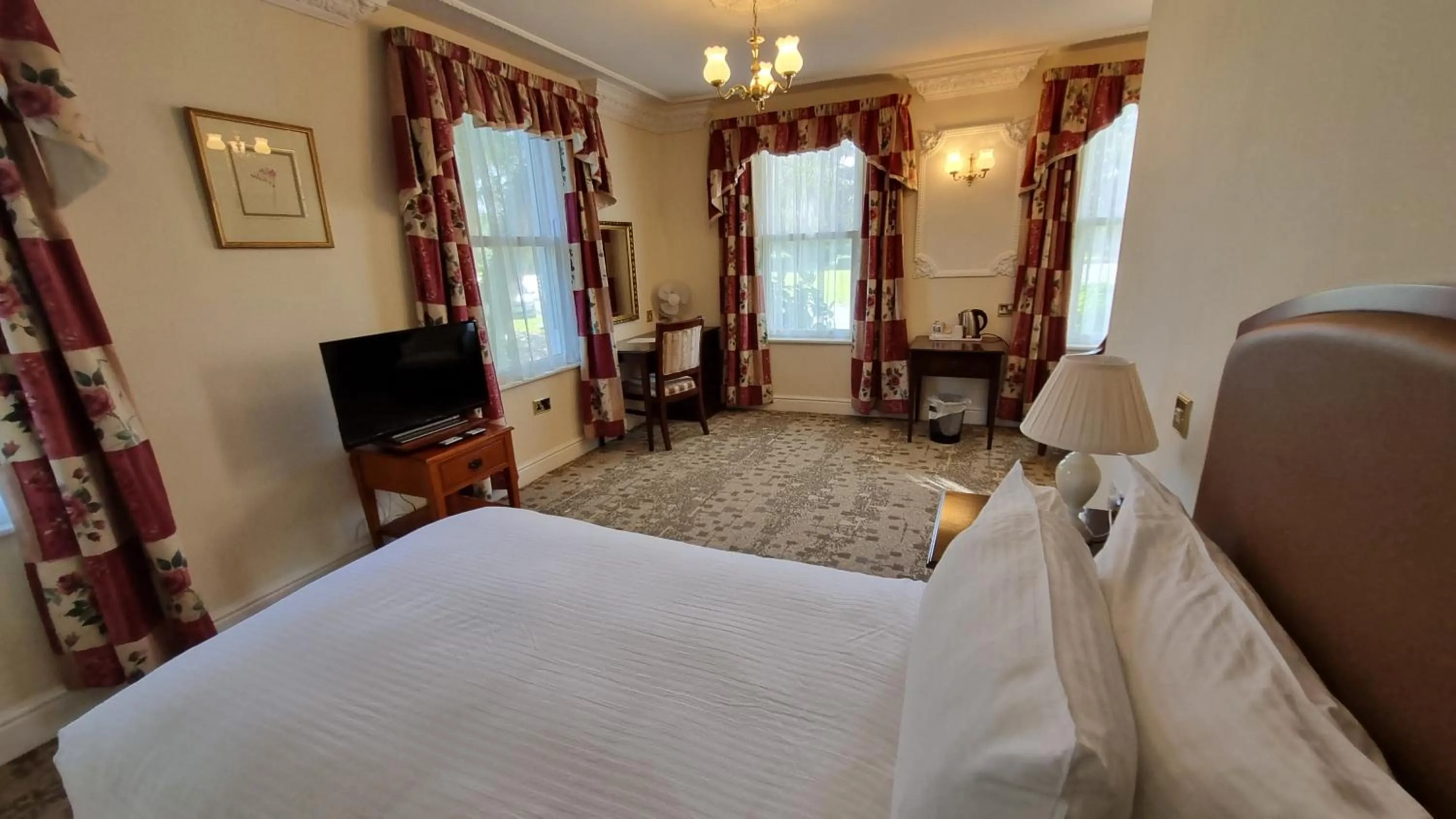 Bed in Botleigh Grange Hotel & Spa