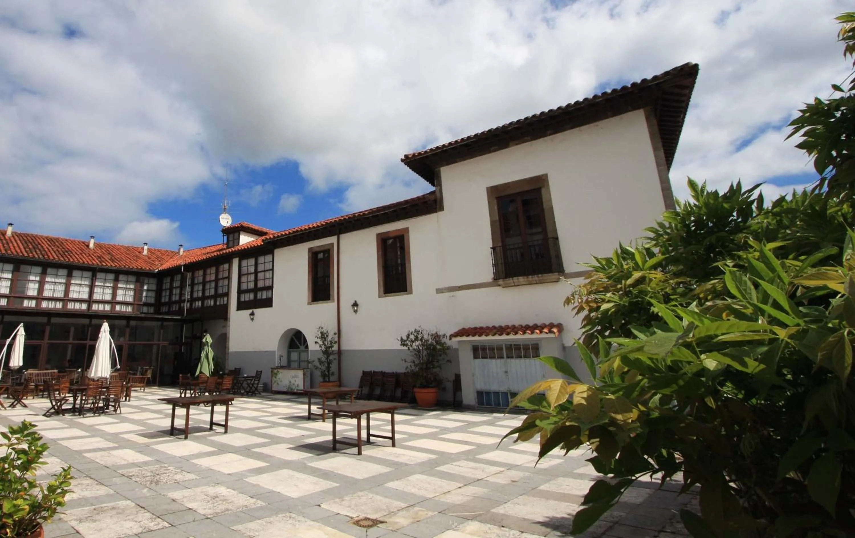Hotel PAX Casona del Busto