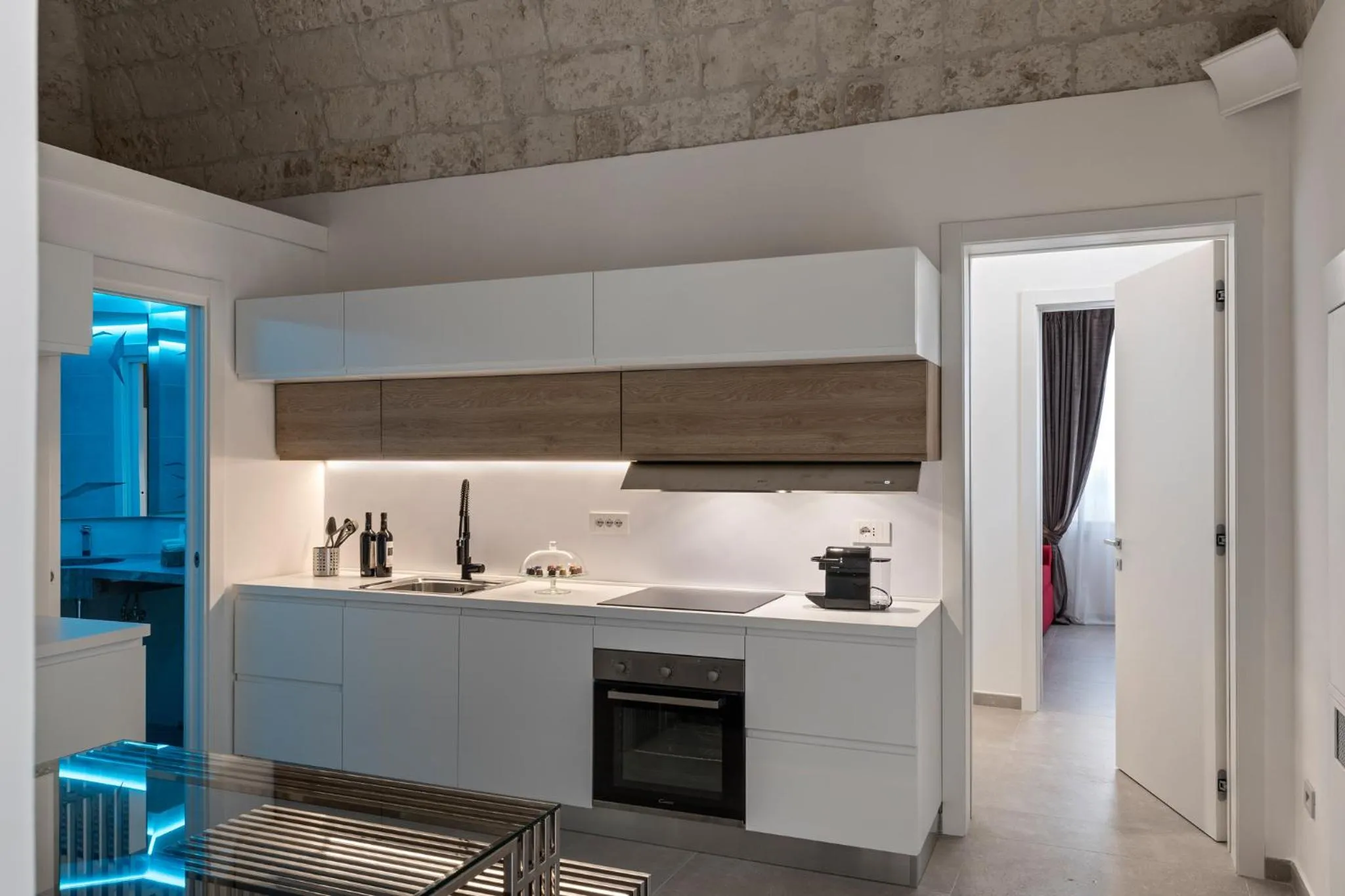 Kitchen or kitchenette in Casa Massima Suites & SPA