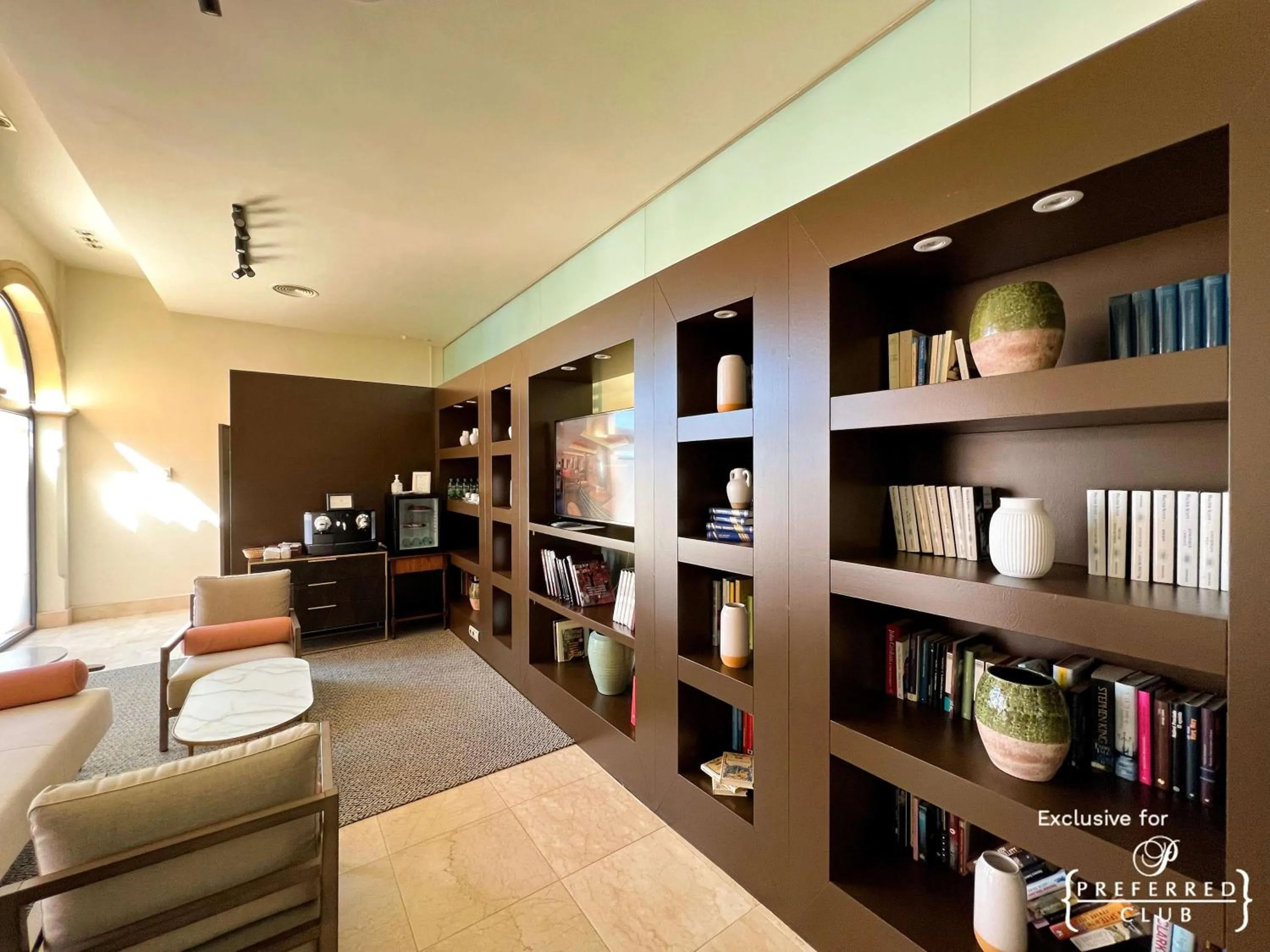 Lobby or reception, Bed in Secrets Bahía Real Resort & Spa Adults only