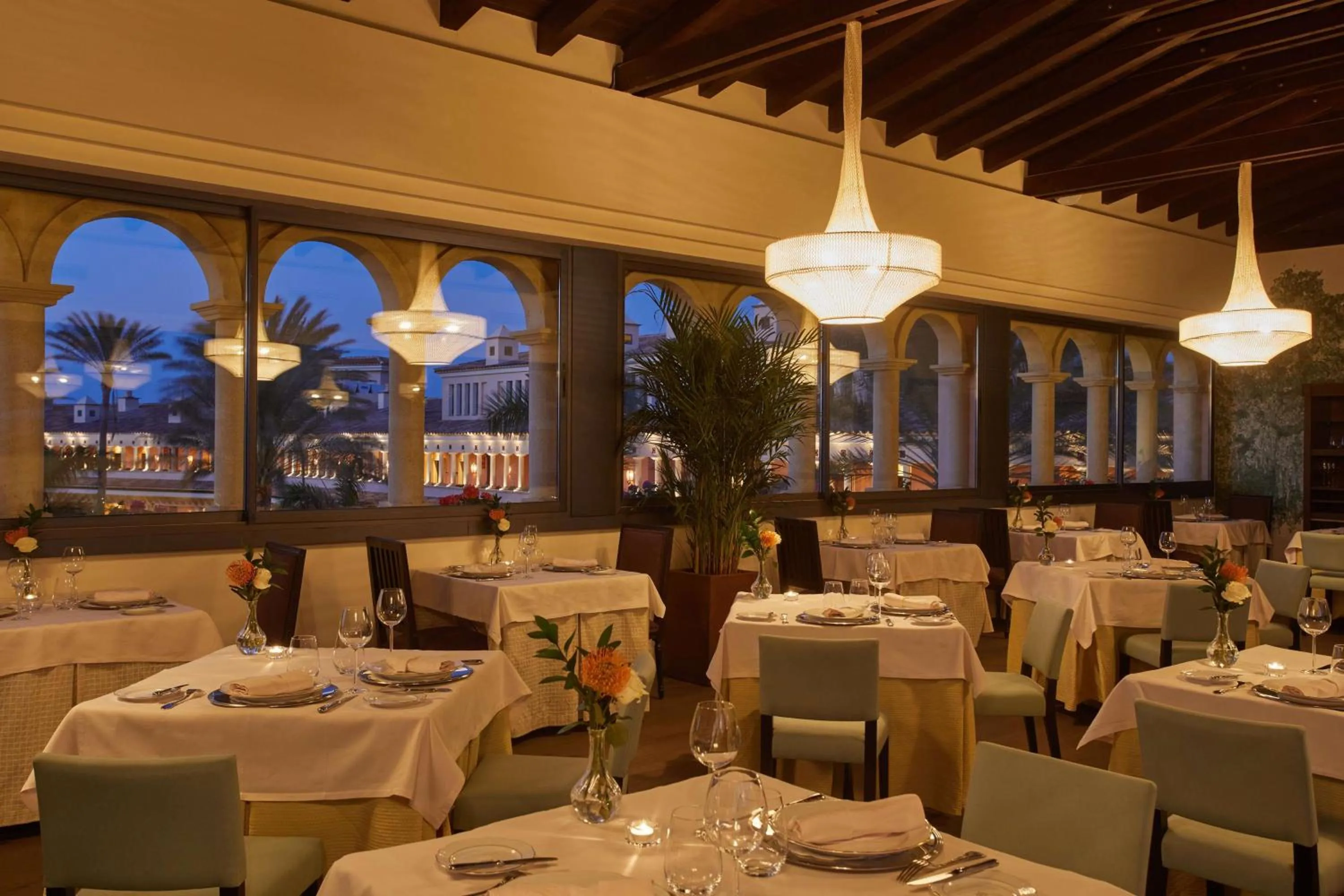Restaurant/places to eat in Secrets Bahía Real Resort & Spa Adults only