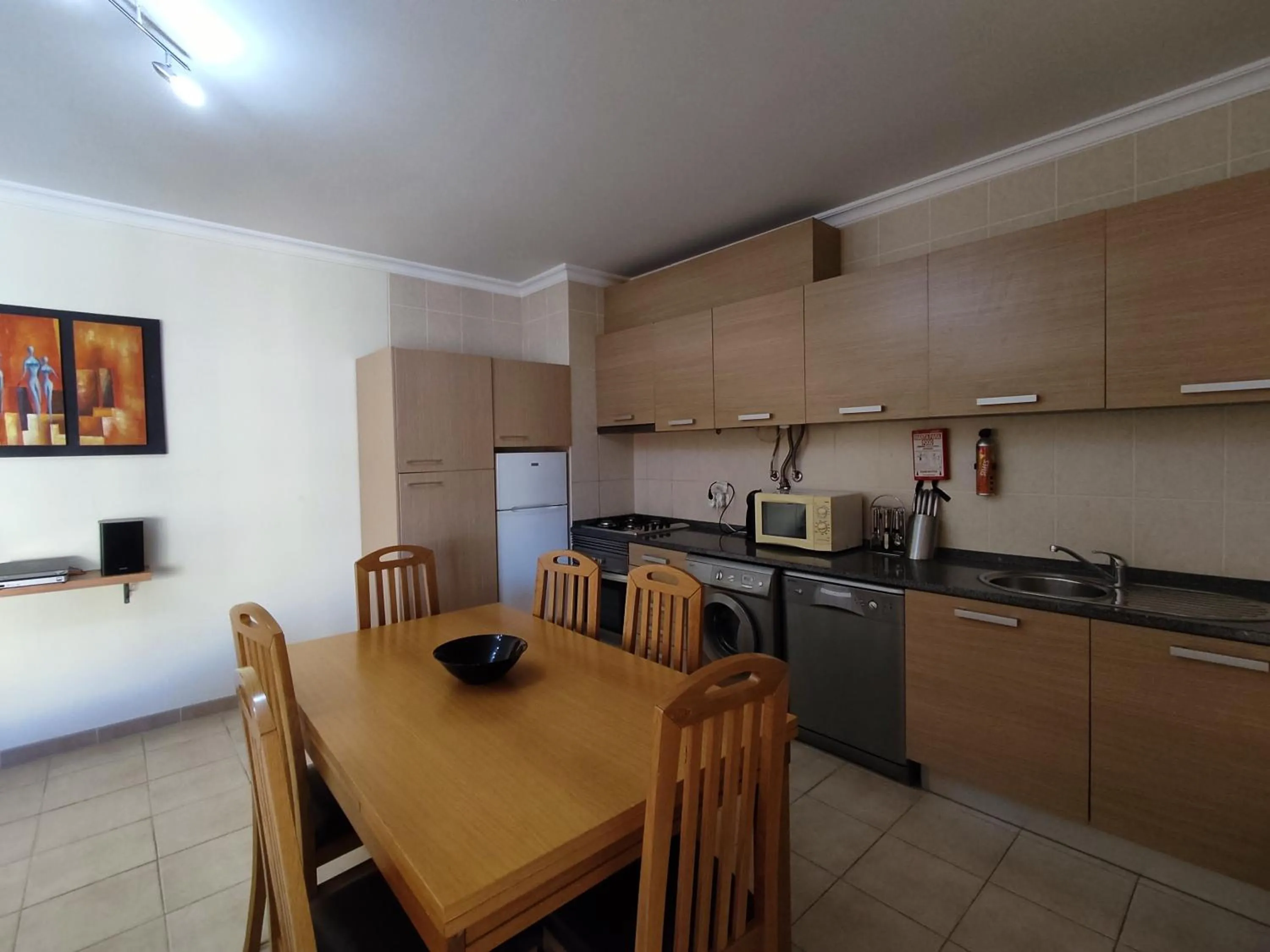 kitchen in 4B Alto dos Navegantes - Casas & Papéis