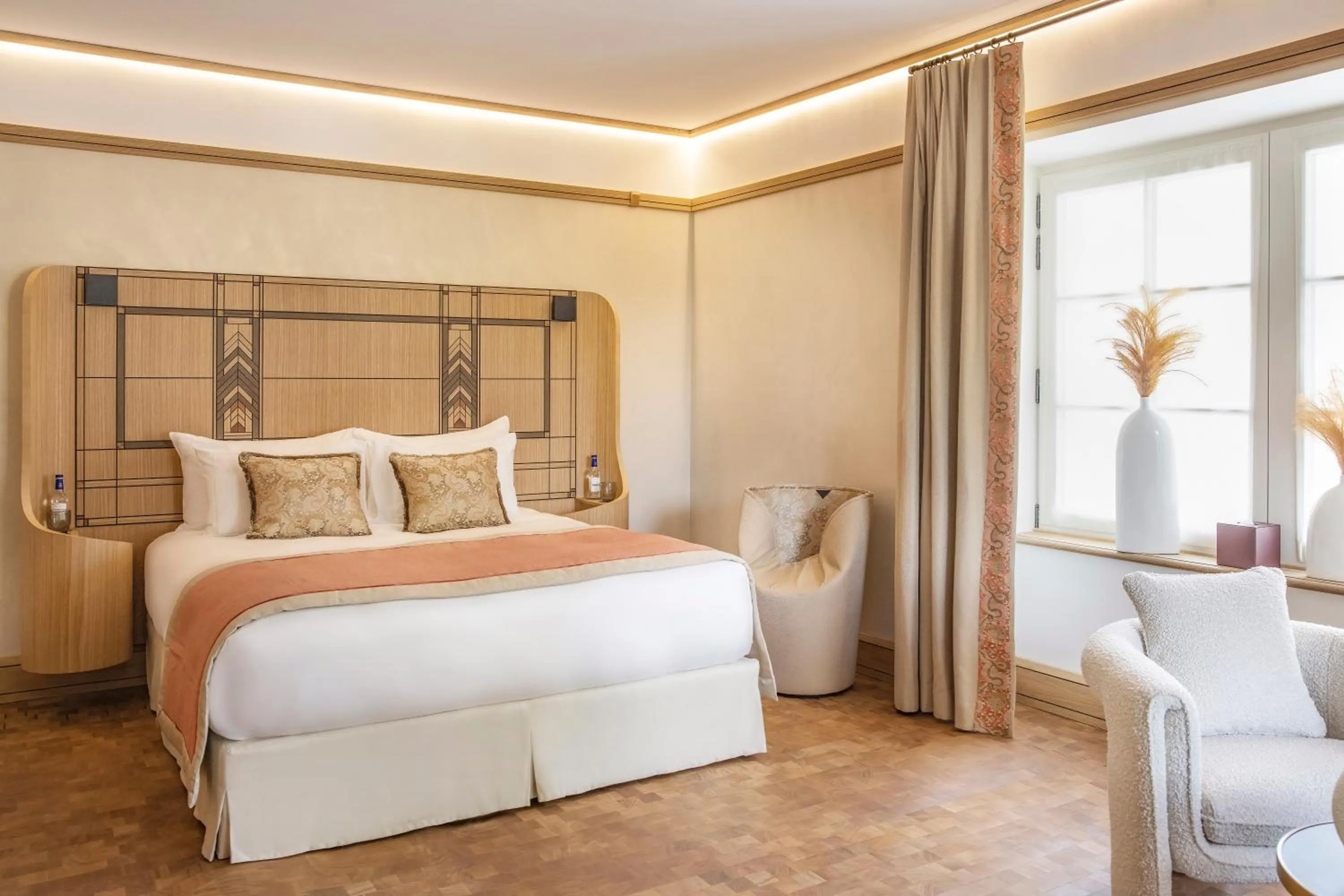 Bedroom, Bed in La Nauve, Hôtel & Jardin - Relais & Châteaux