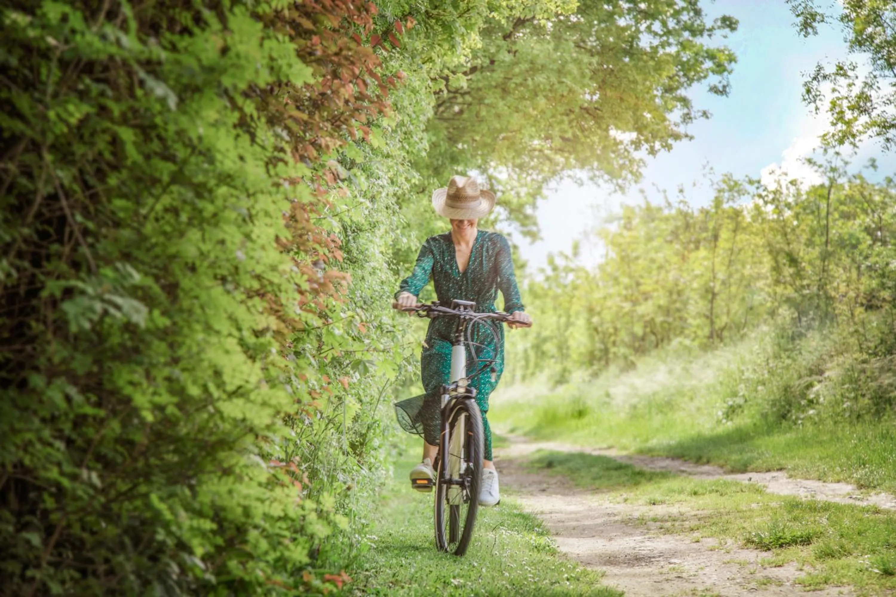 Cycling in La Nauve, Hôtel & Jardin - Relais & Châteaux