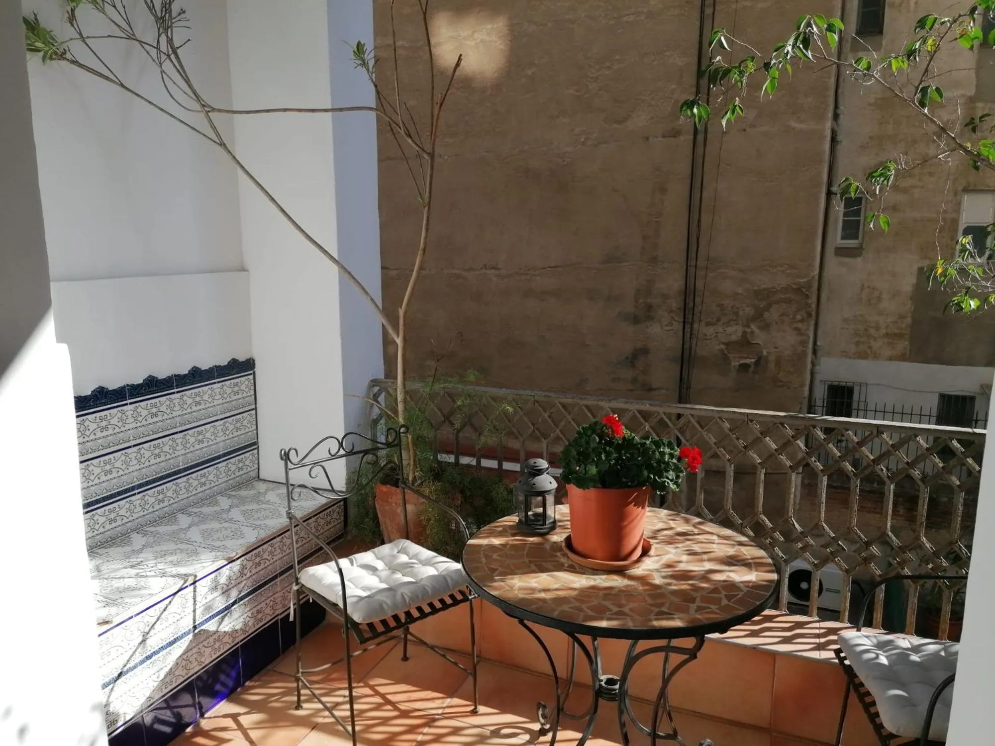 Off site in Casa Consell Gran Via, Guest House