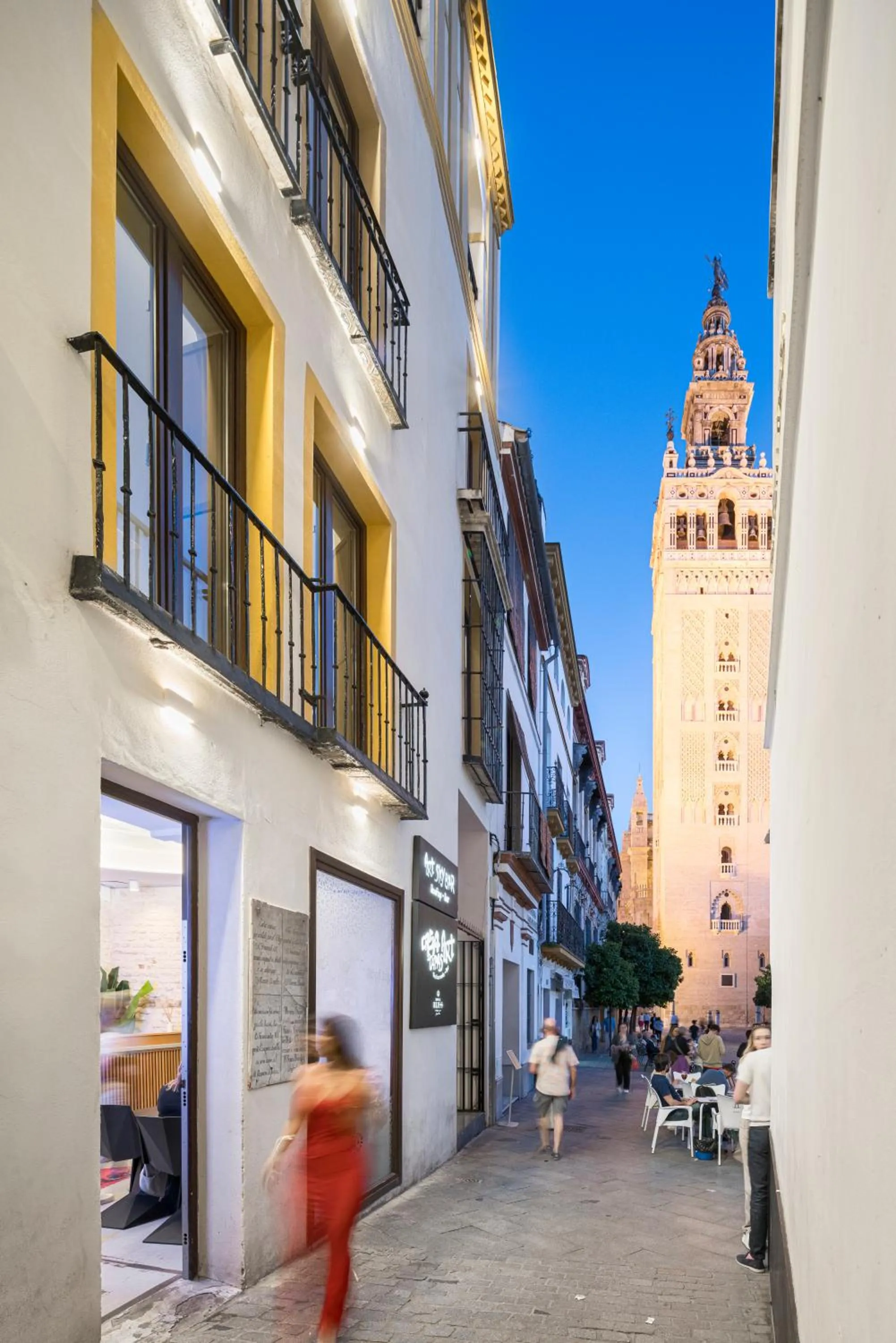 Property building in Casa ART Sevilla