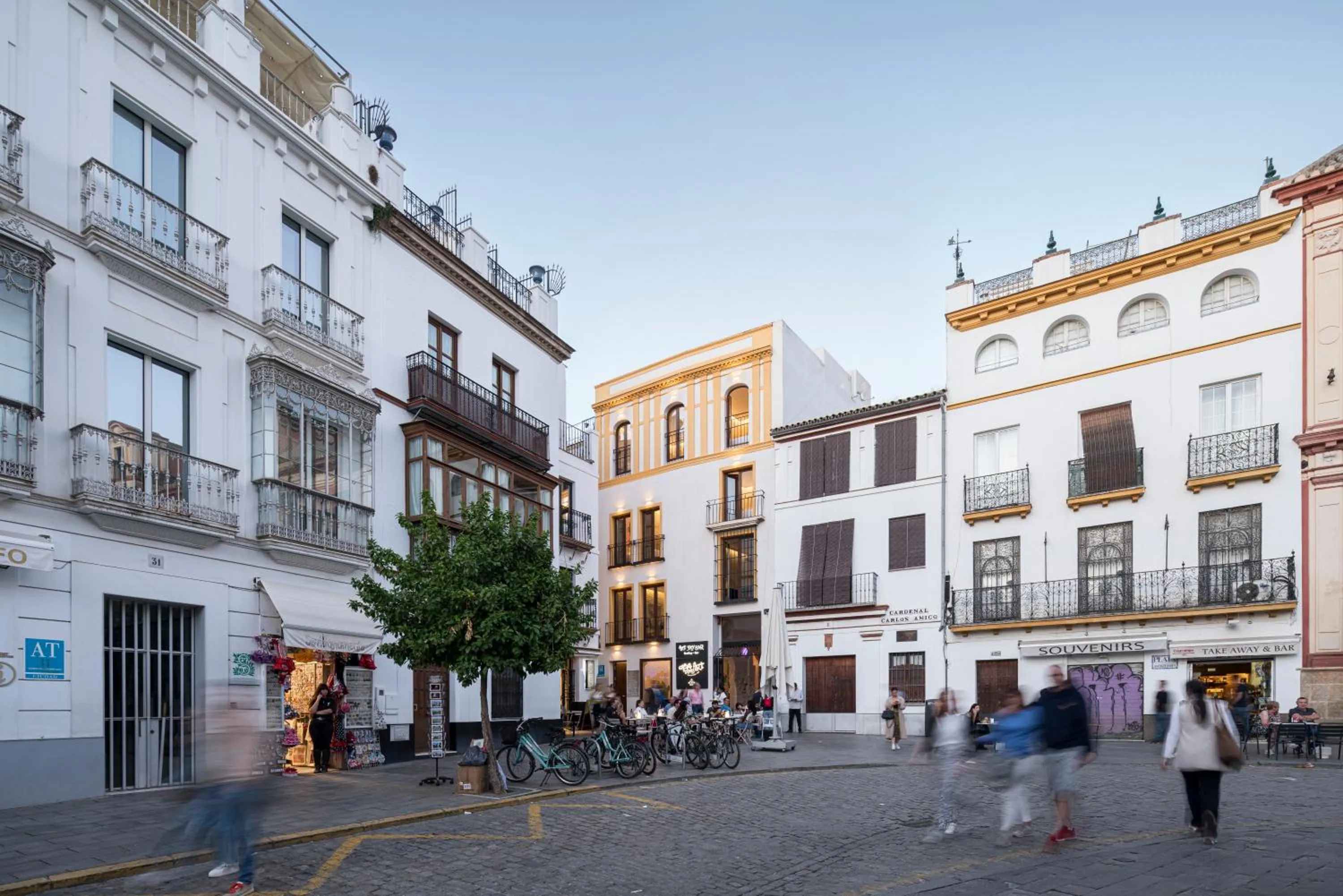 Property building in Casa ART Sevilla