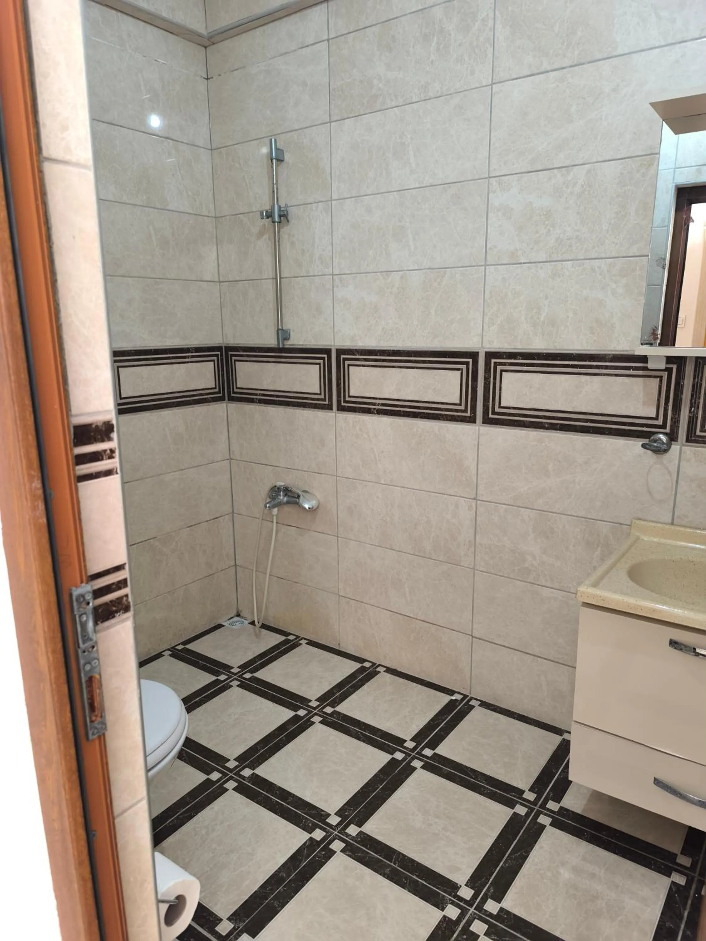 Shower in Avşar Apart Motel