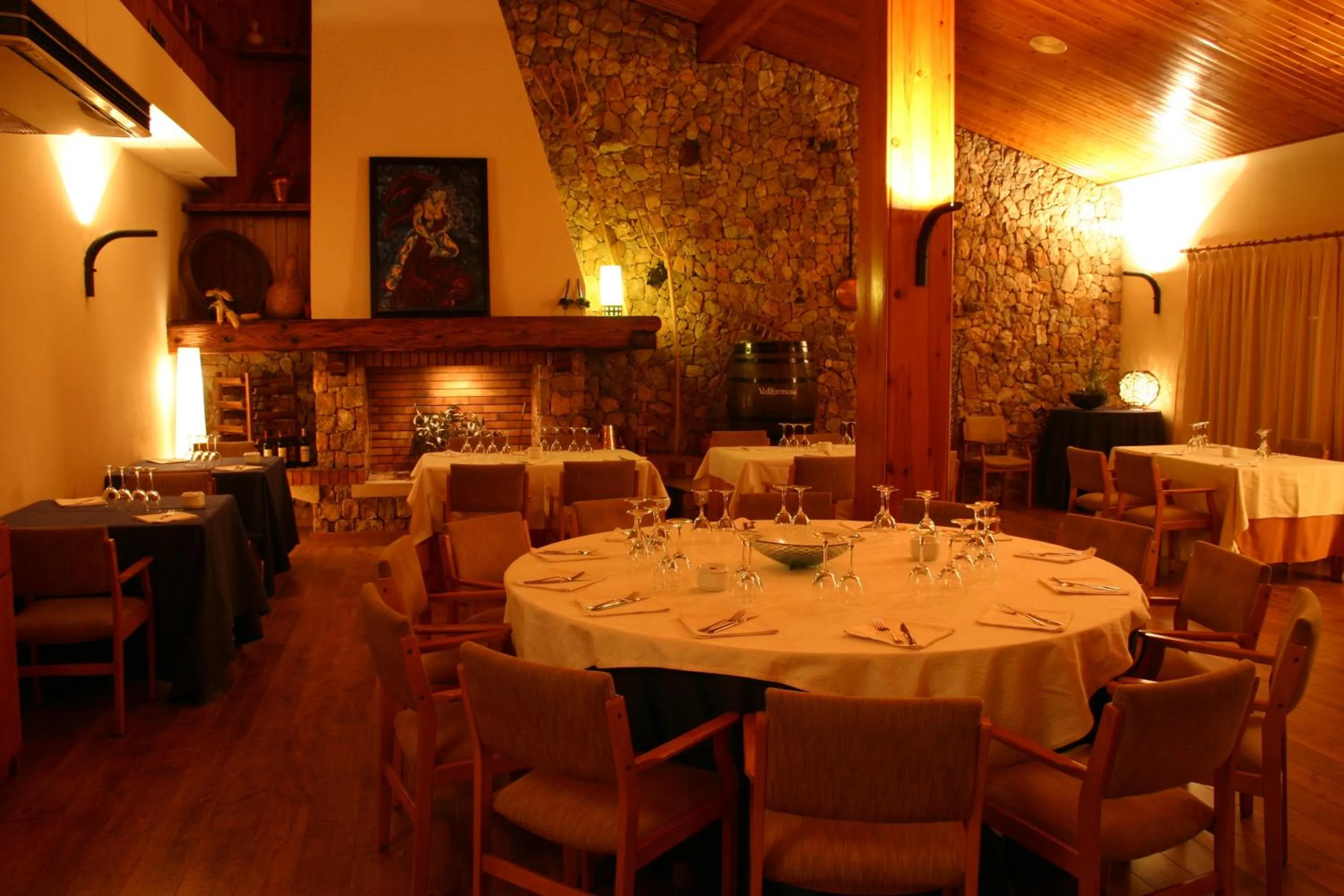 Restaurant/places to eat in Berga Resort