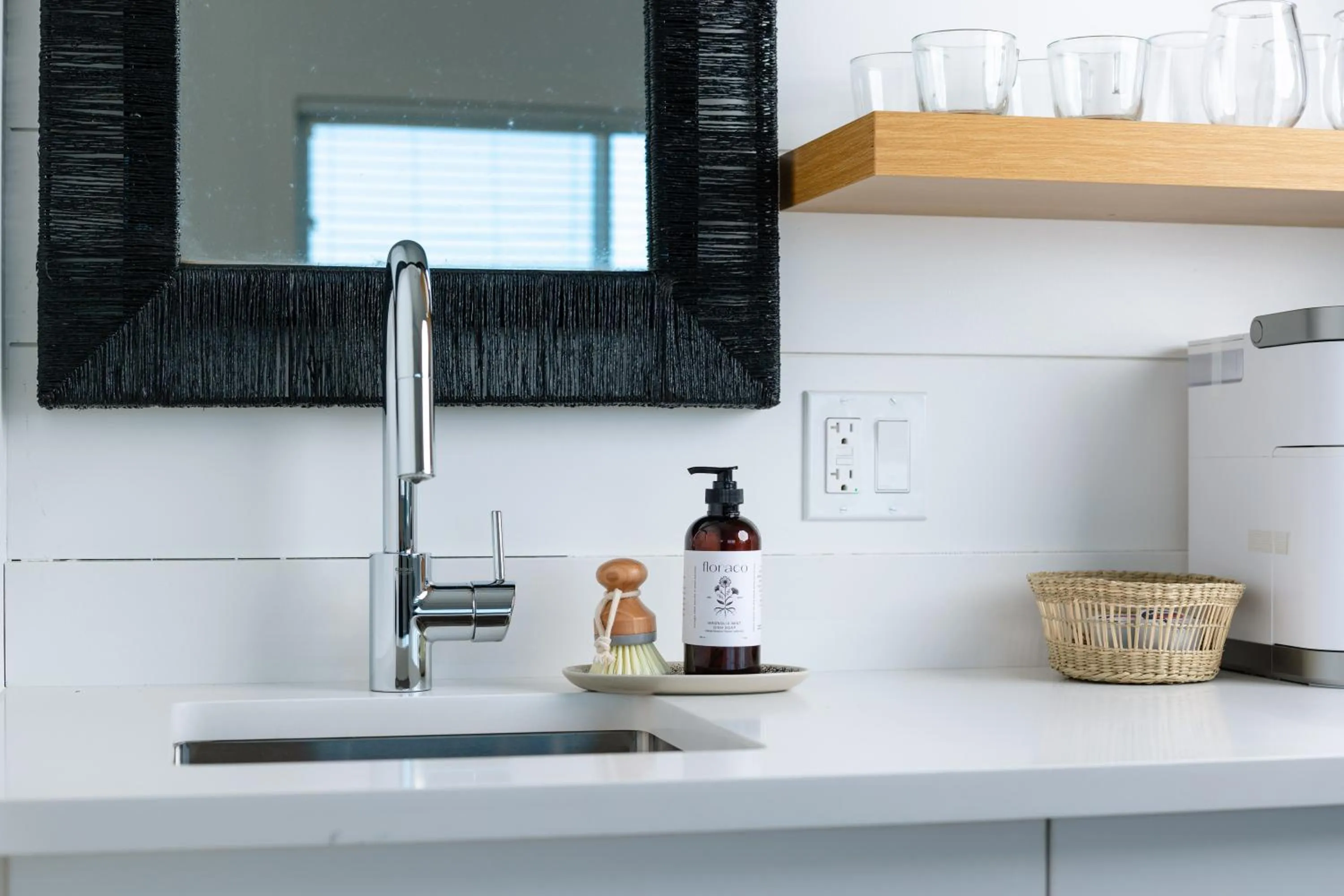 Kitchen or kitchenette in DUNE Fairfield Beach