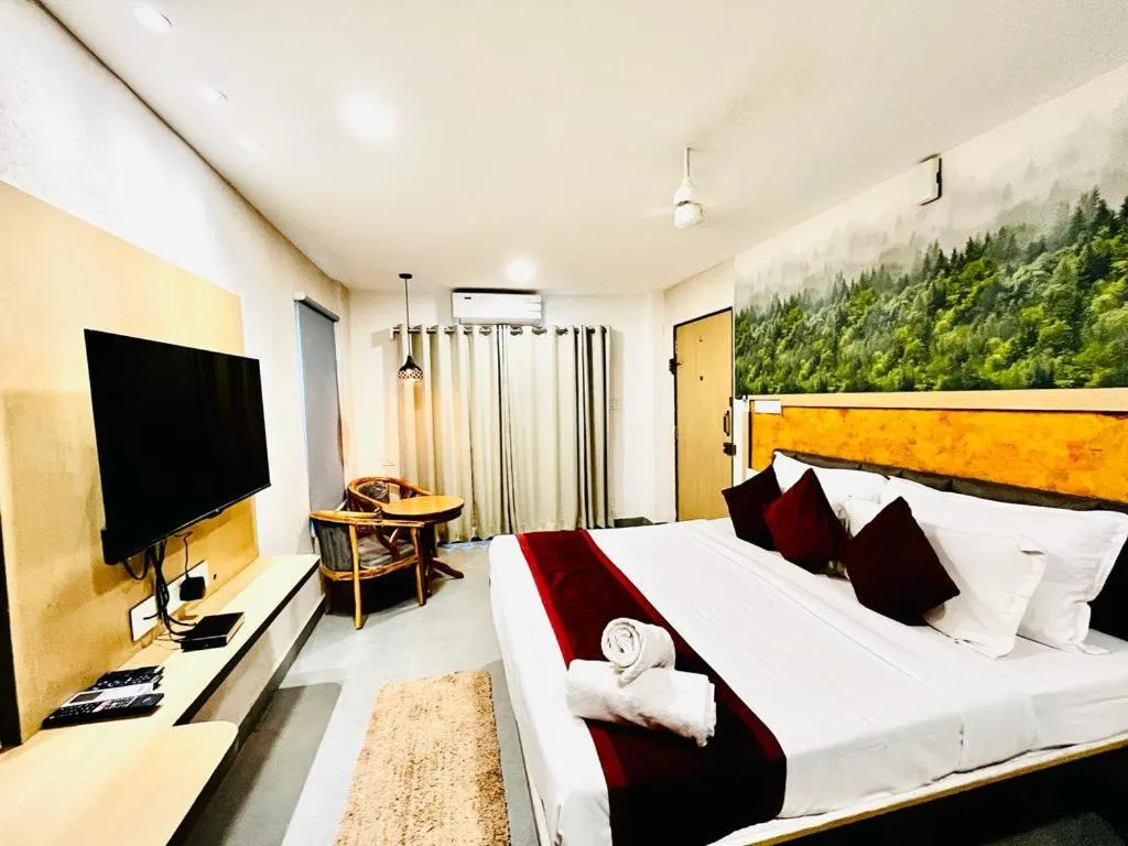 Property building, Bed in Hotel Lake View Airport zone