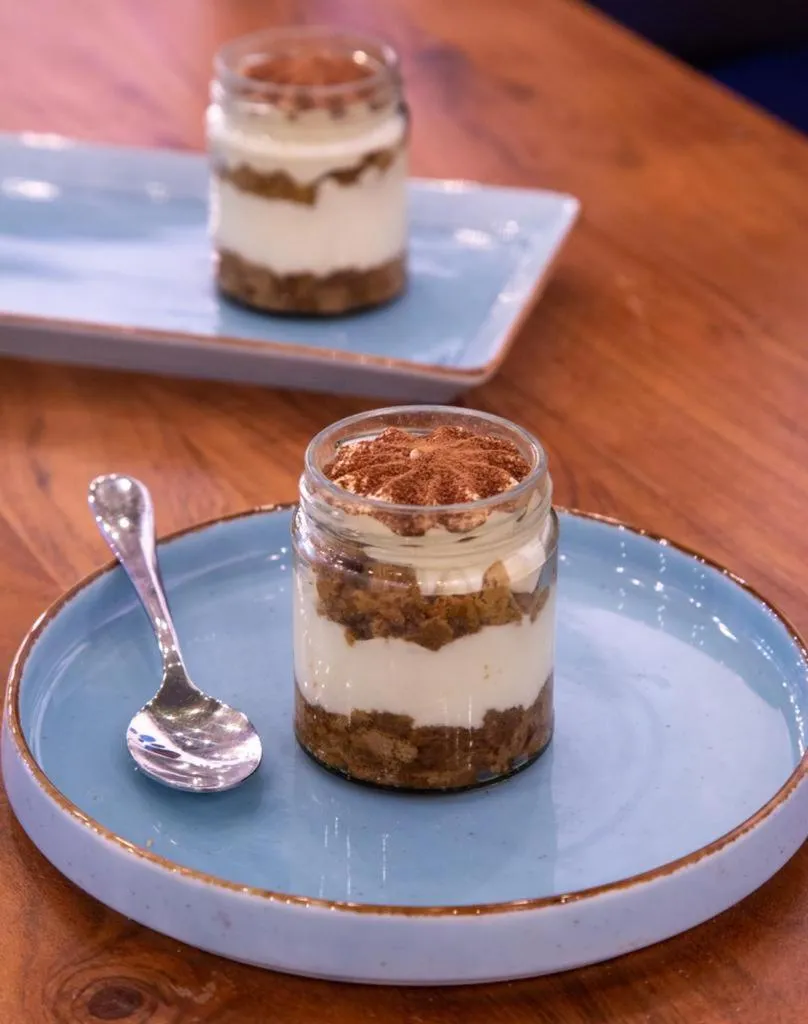 Food and drinks in Hotel Lake View Airport zone