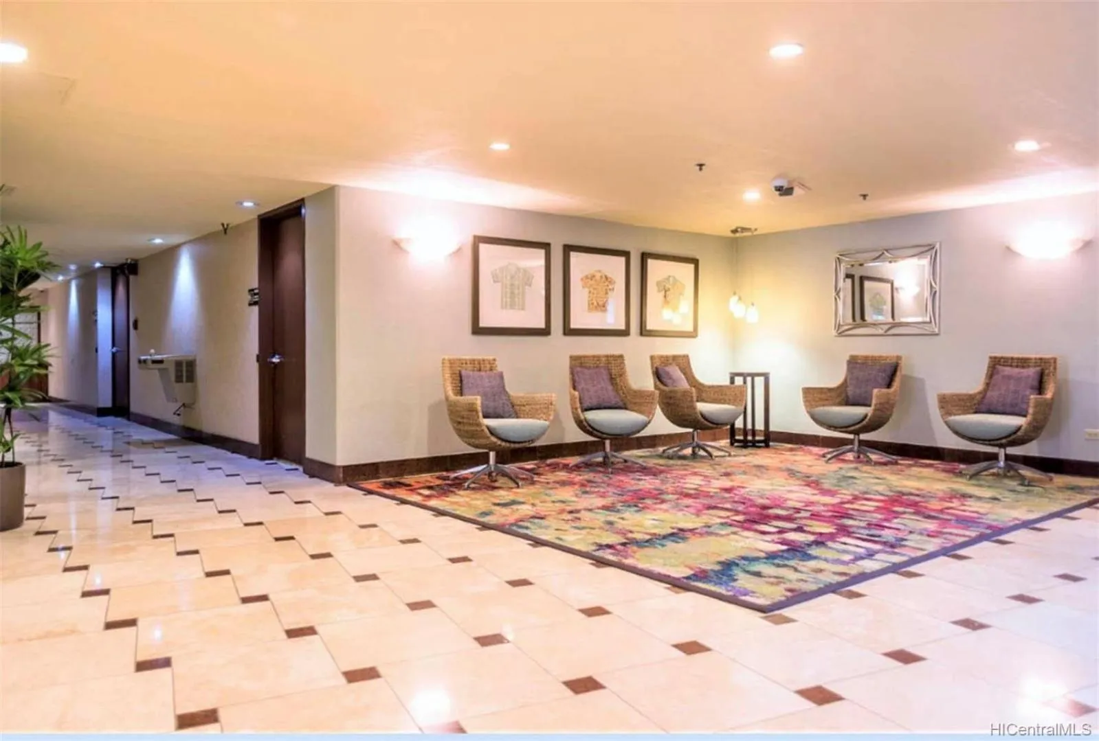 Lobby or reception in Marine Surf Waikiki
