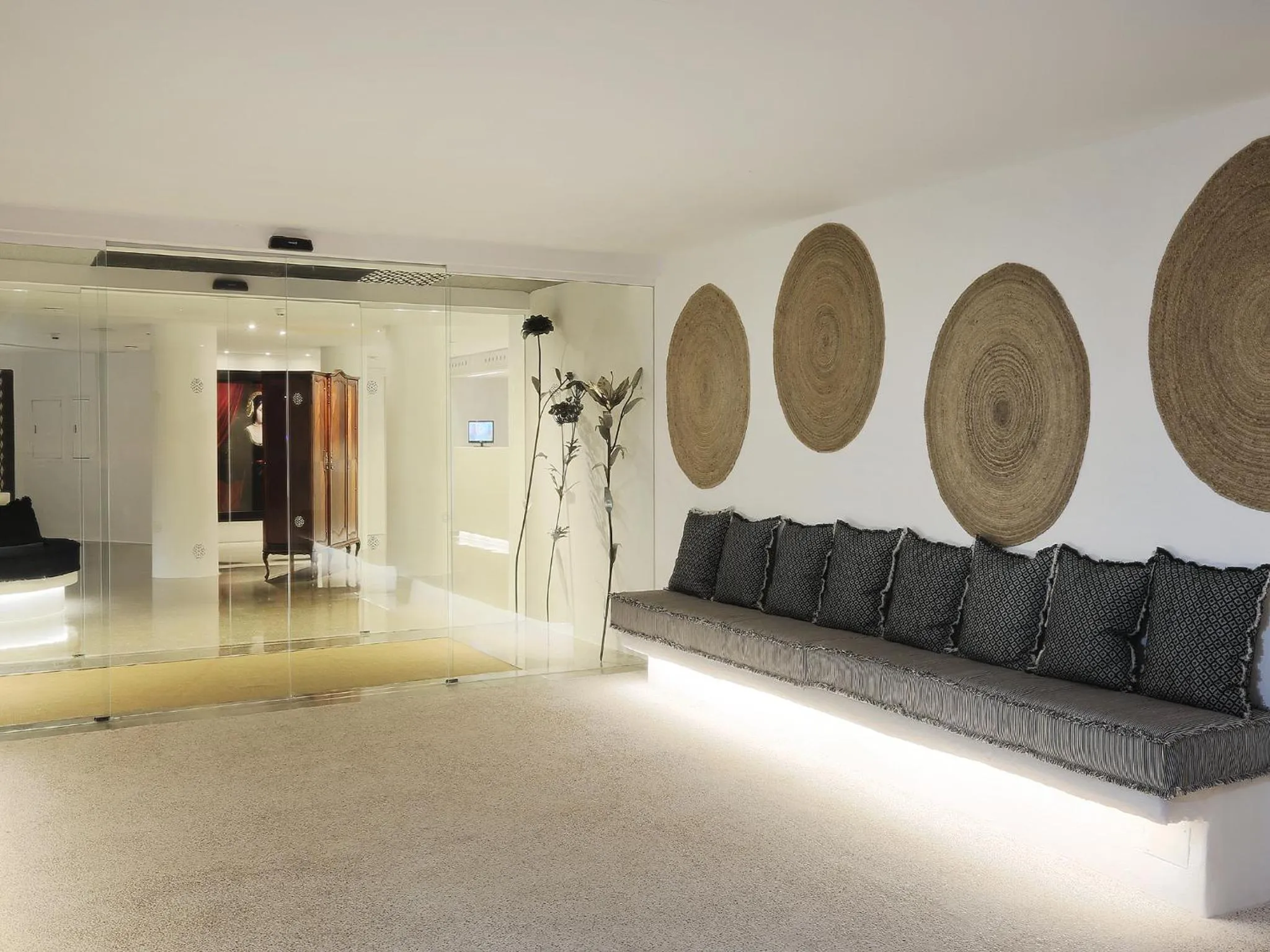 Lobby or reception in HM Balanguera Beach - Adults Only