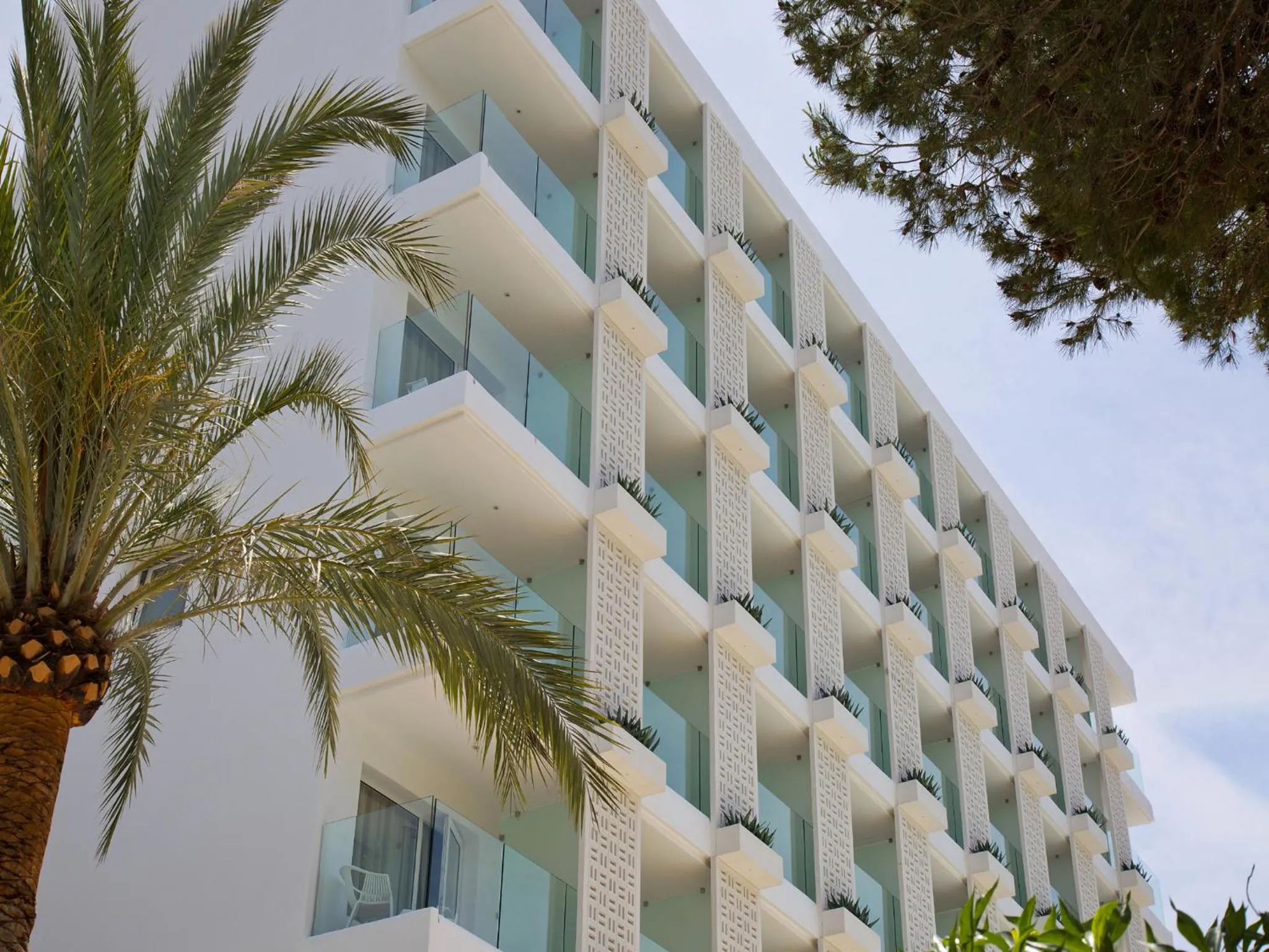 Facade/entrance in HM Balanguera Beach - Adults Only