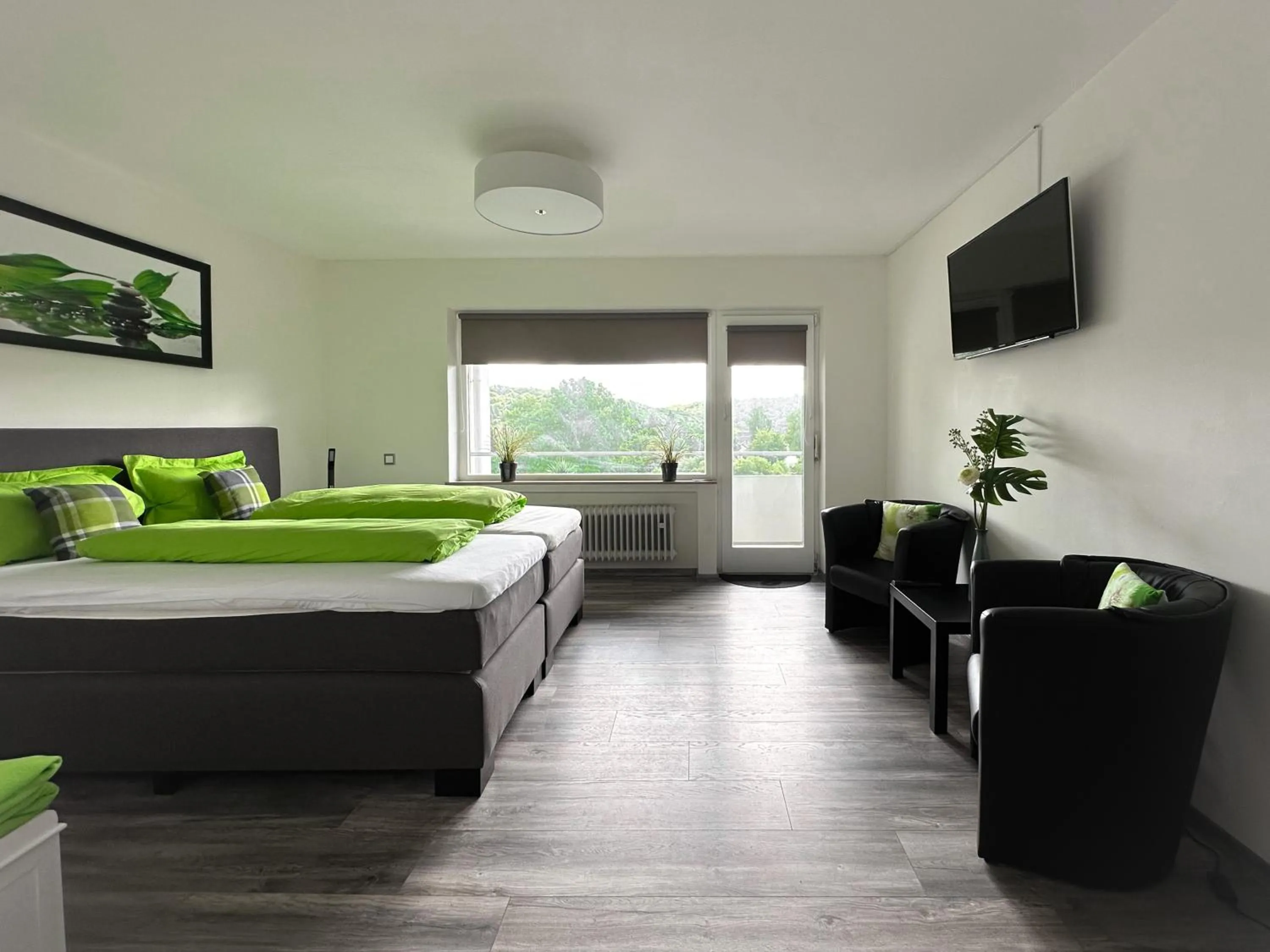 Photo of the whole room, Bed in Gästehotel Lucendi Premium Lounge