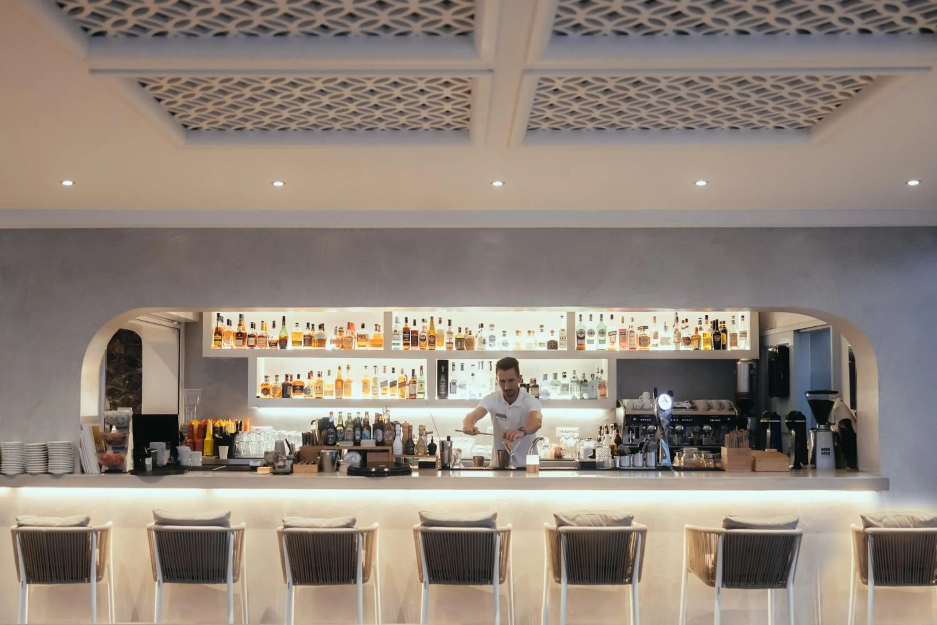 Restaurant/places to eat in El Greco Resort & Spa