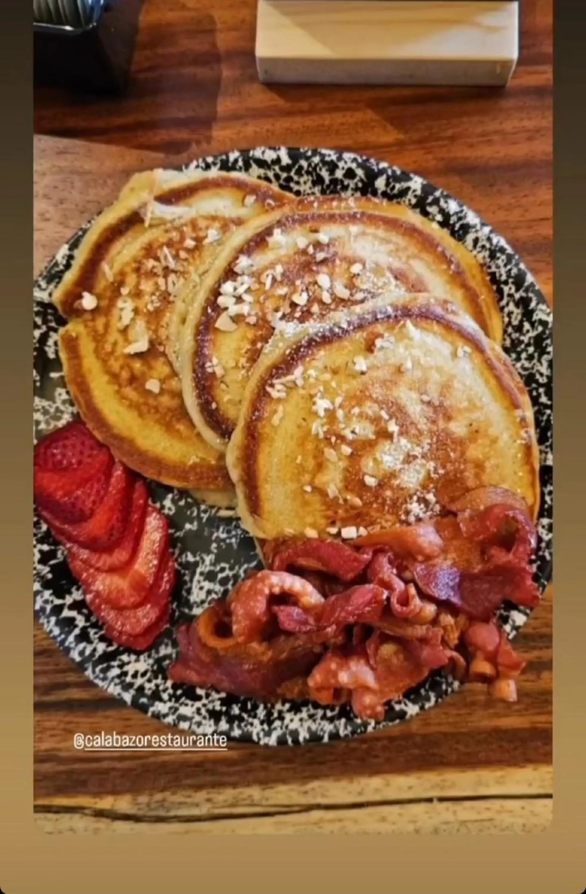 Breakfast in Hotel Sutuk