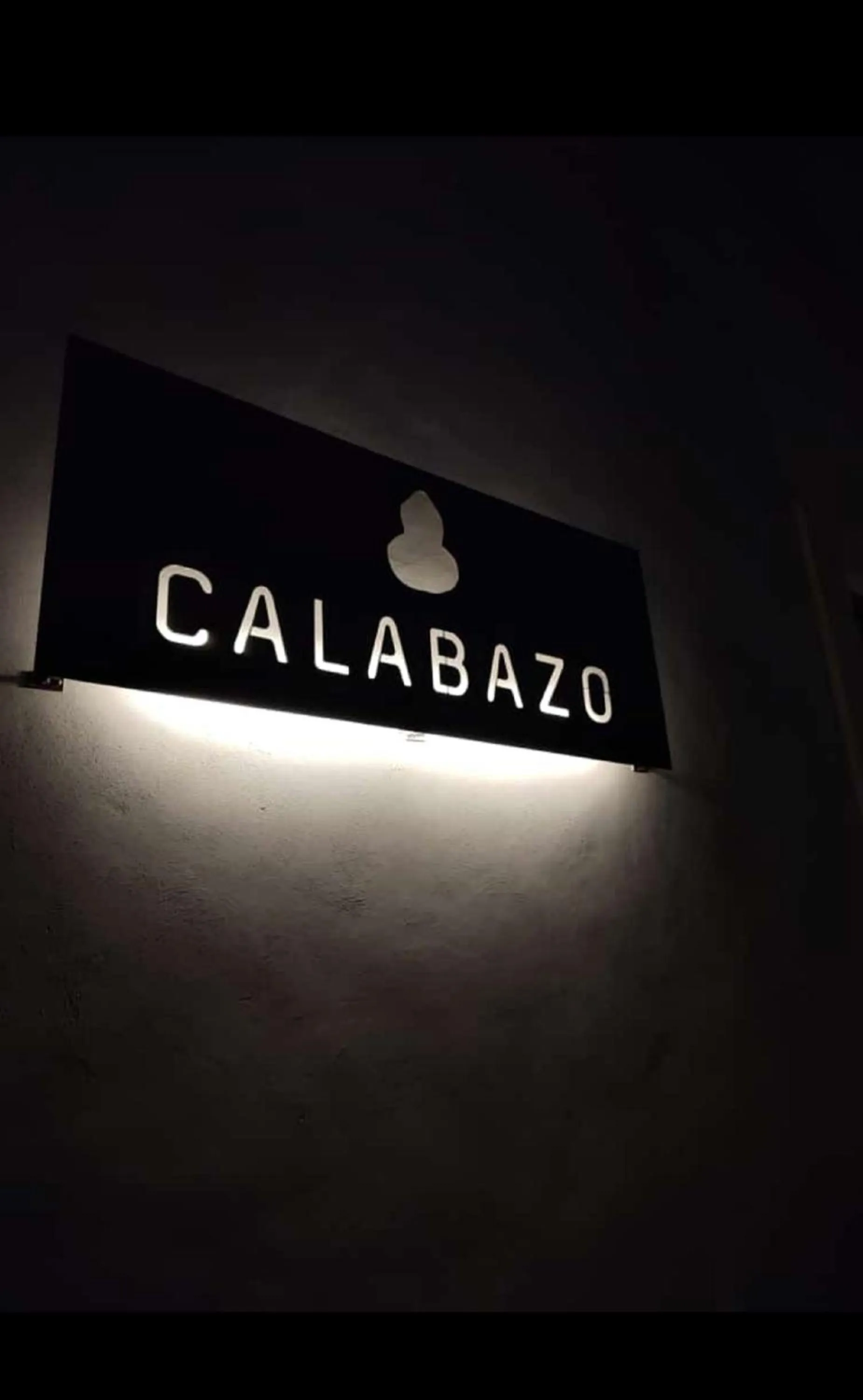 Restaurant/places to eat in Hotel Sutuk