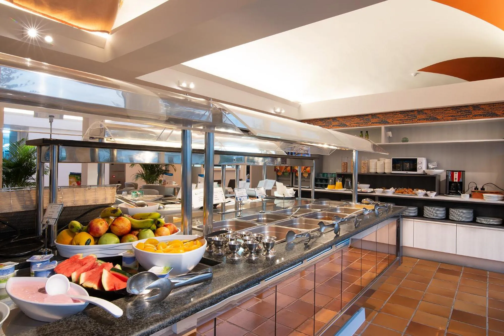 Buffet breakfast in Bungalows Cordial Biarritz