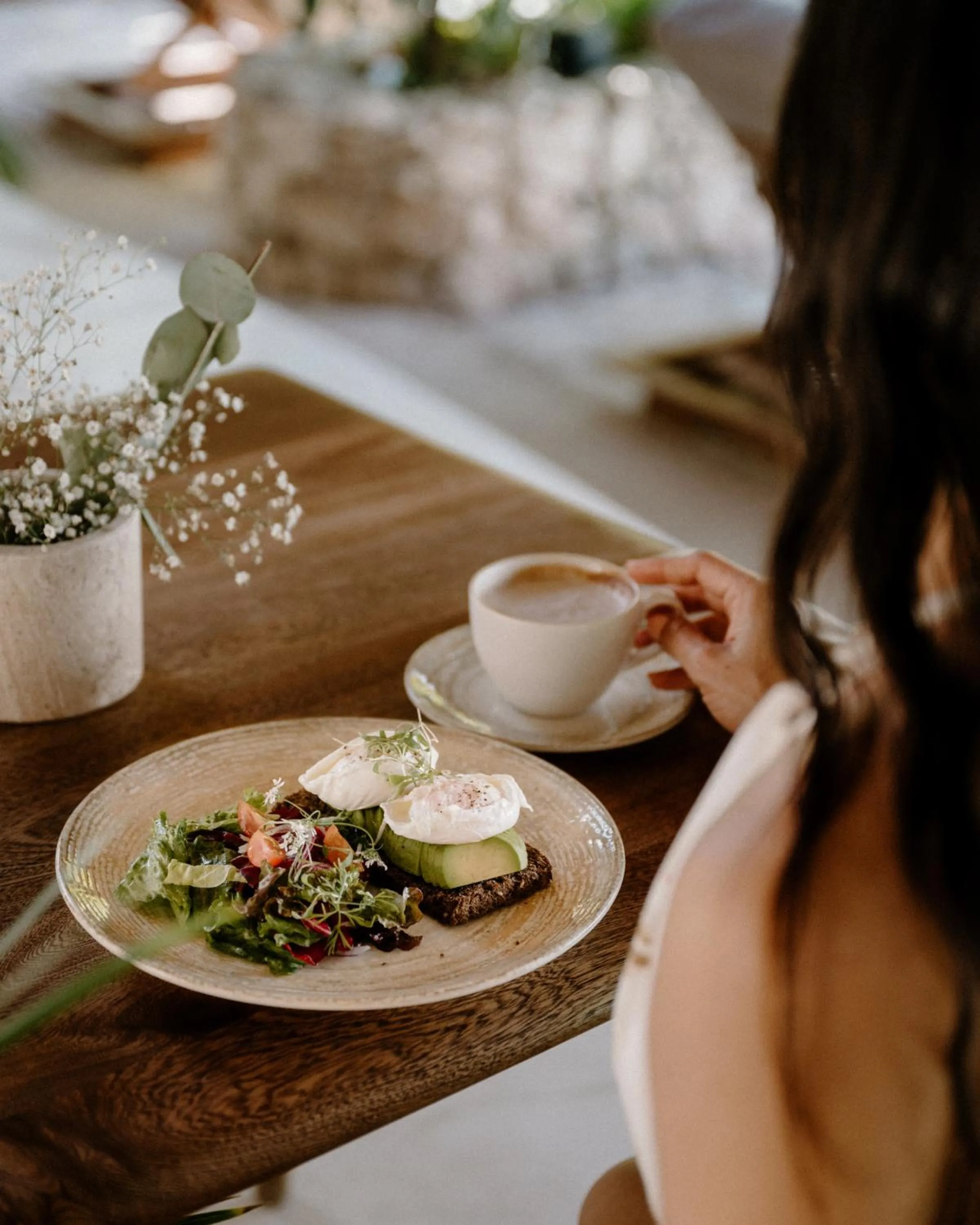 People in Hotel Milam