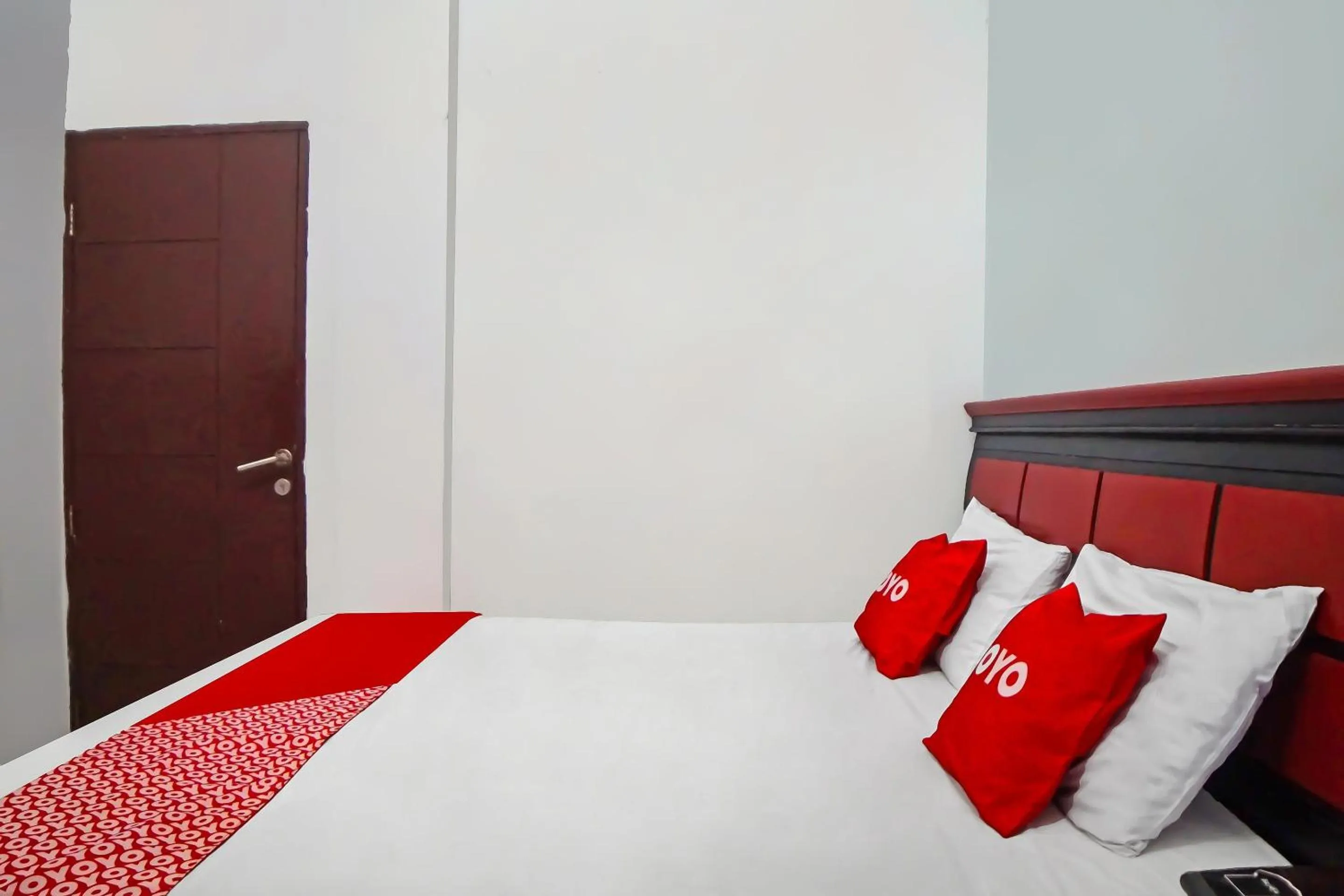 Bedroom, Bed in Hotel O Homestay Vip