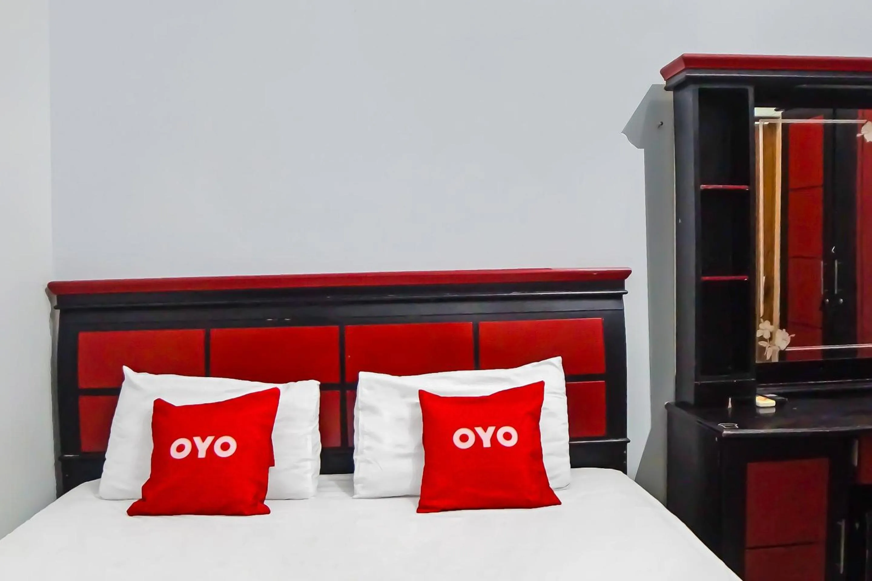 Bedroom, Bed in Hotel O Homestay Vip