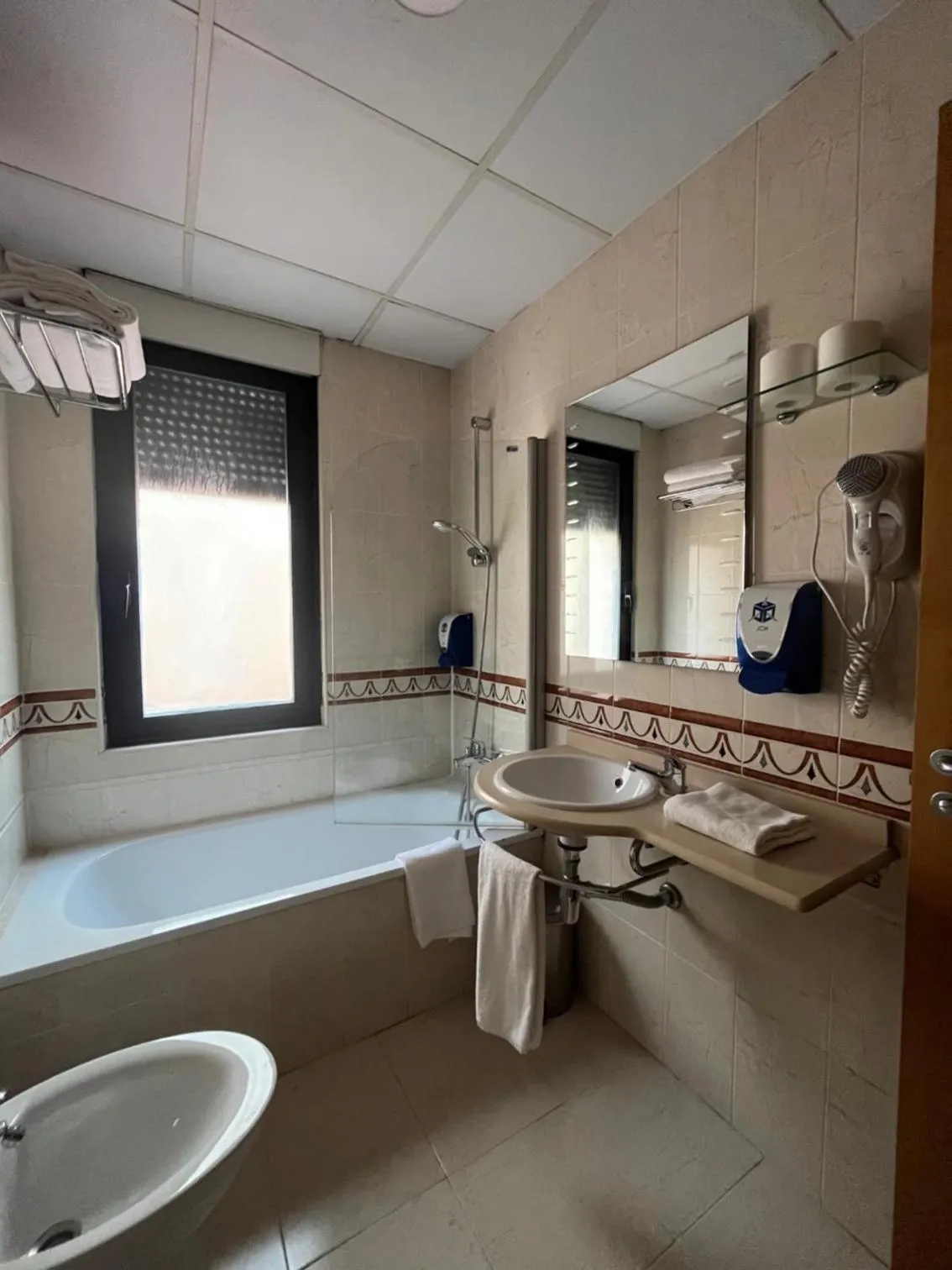 Bathroom in JCH Congreso Apartamentos