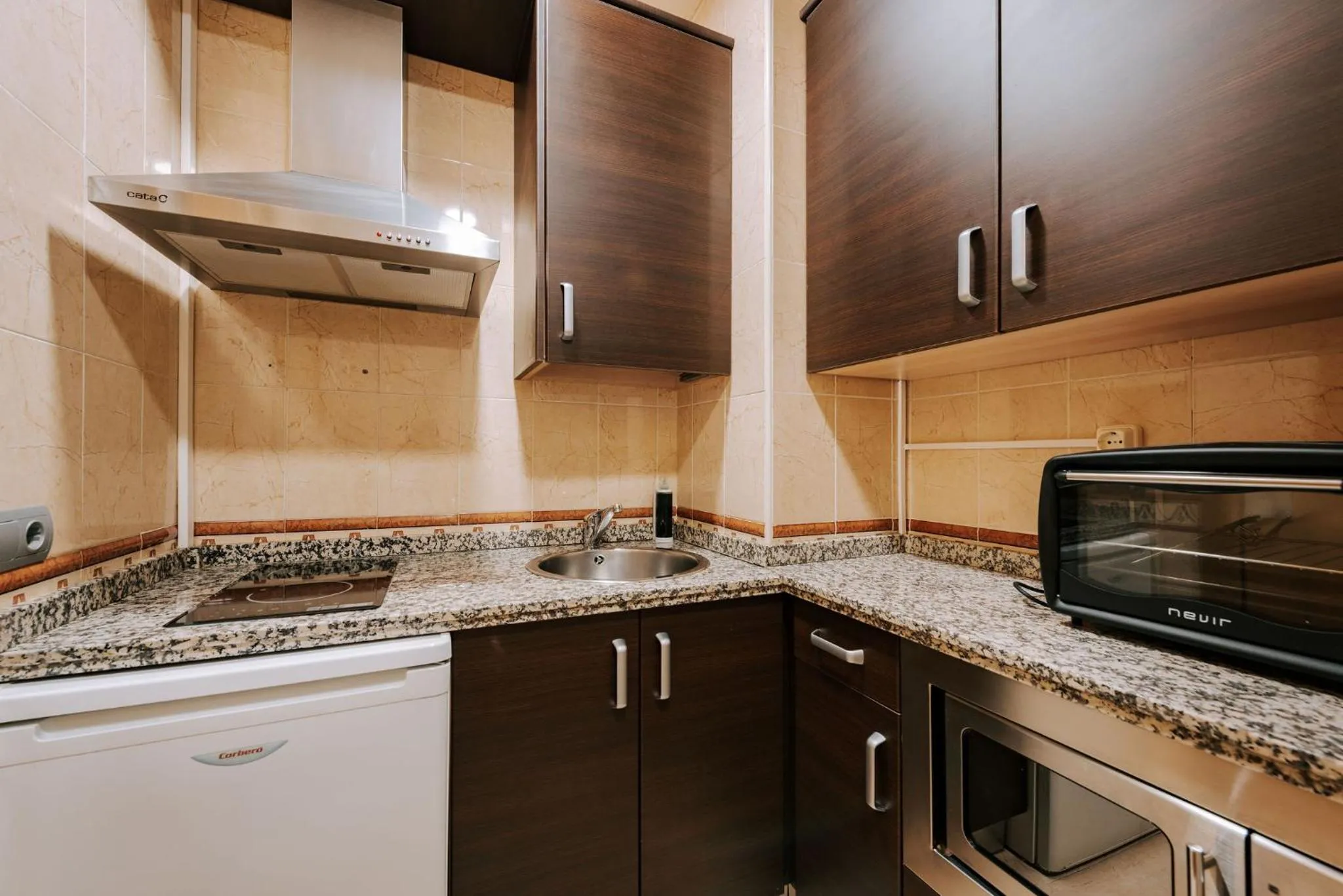 Kitchen or kitchenette in JCH Congreso Apartamentos