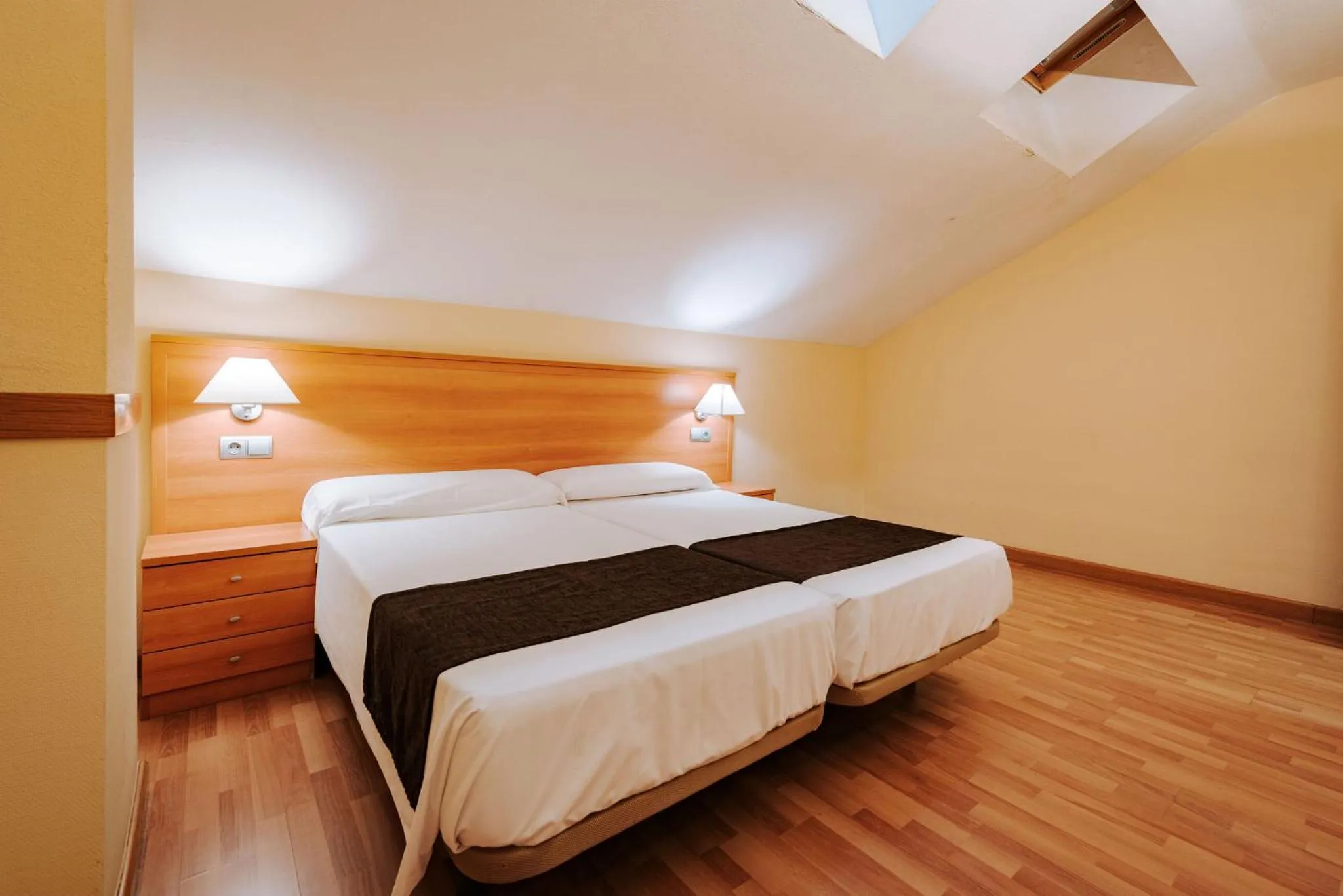 Bed in JCH Congreso Apartamentos