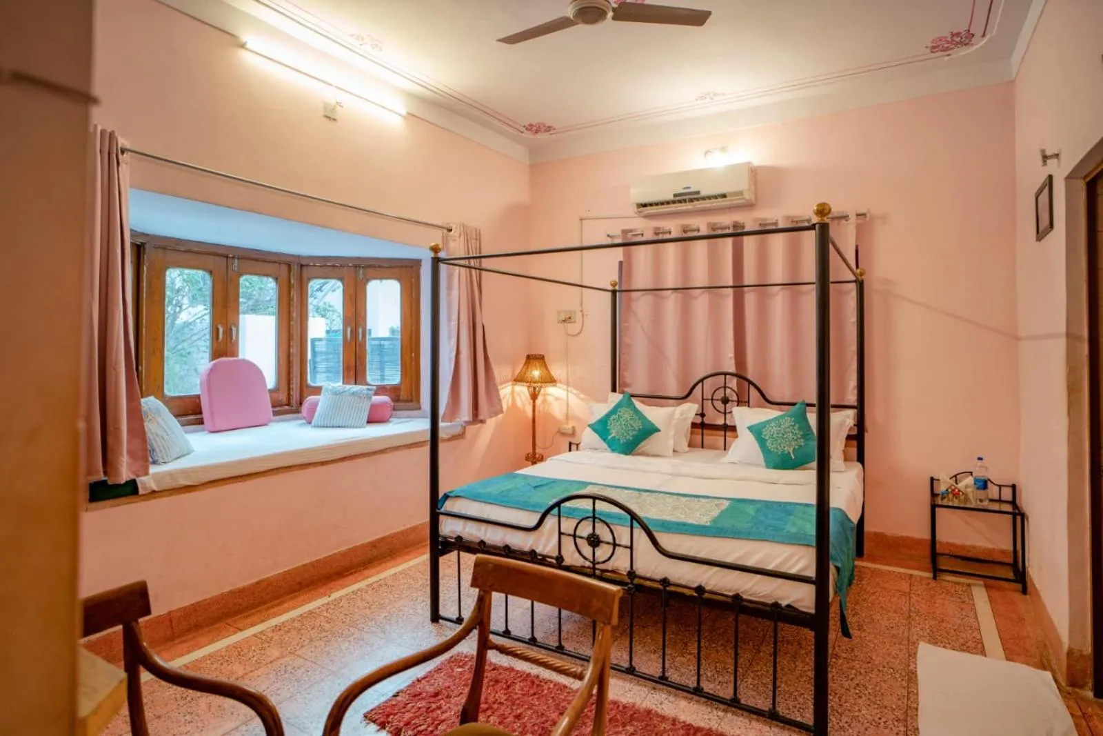 Bed in Hotel Ambavgarh Palace