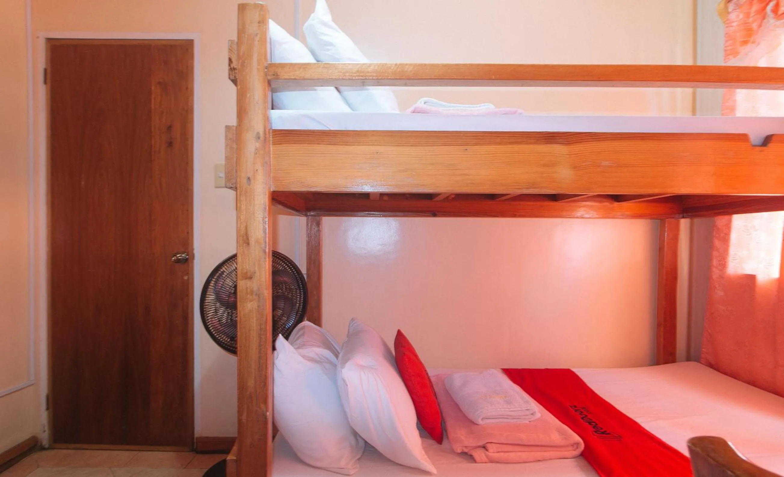 bunk bed, Bed in RedDoorz Hostel @ Faes Transient House