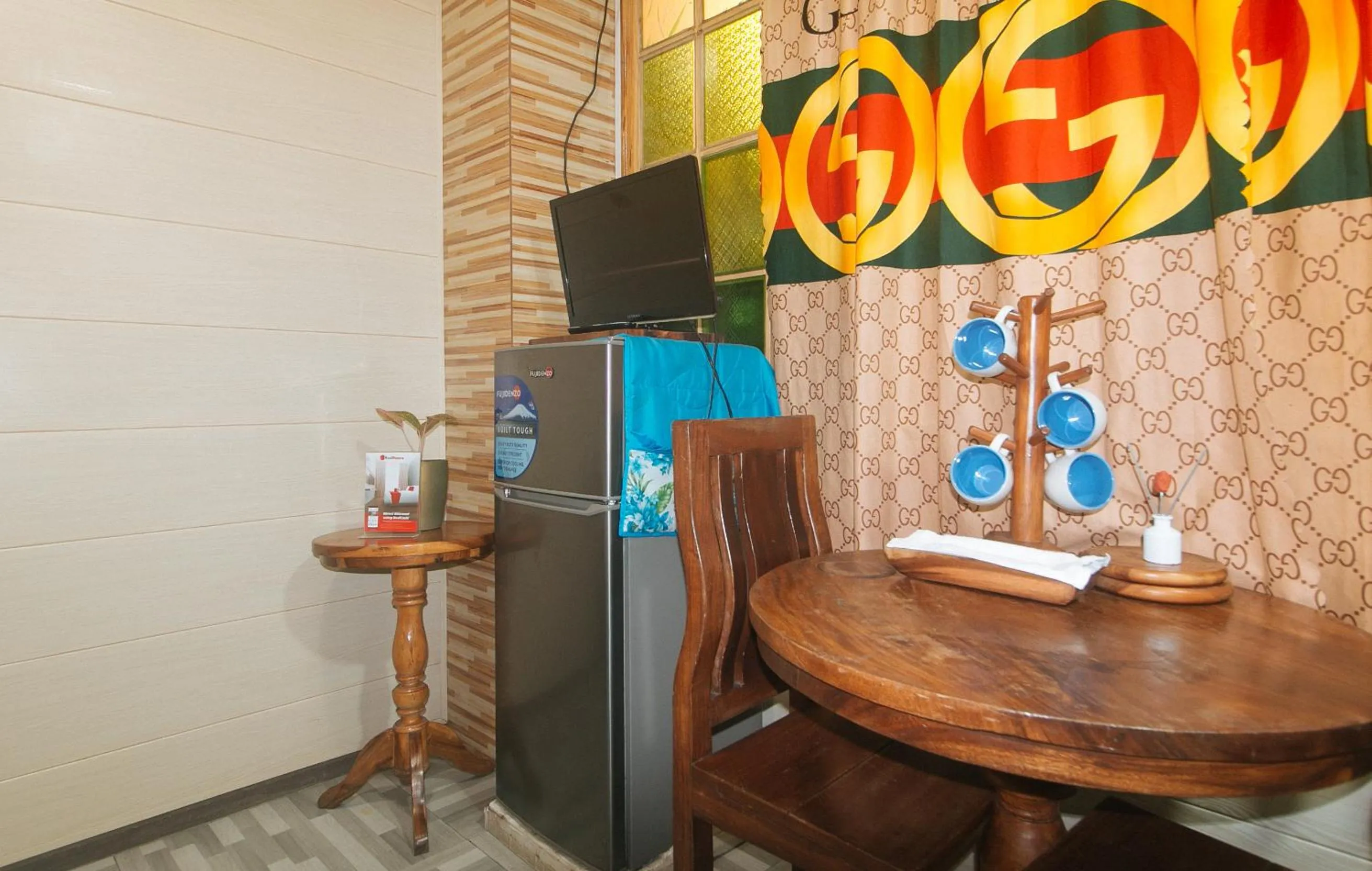 Area and facilities in RedDoorz Hostel @ Faes Transient House