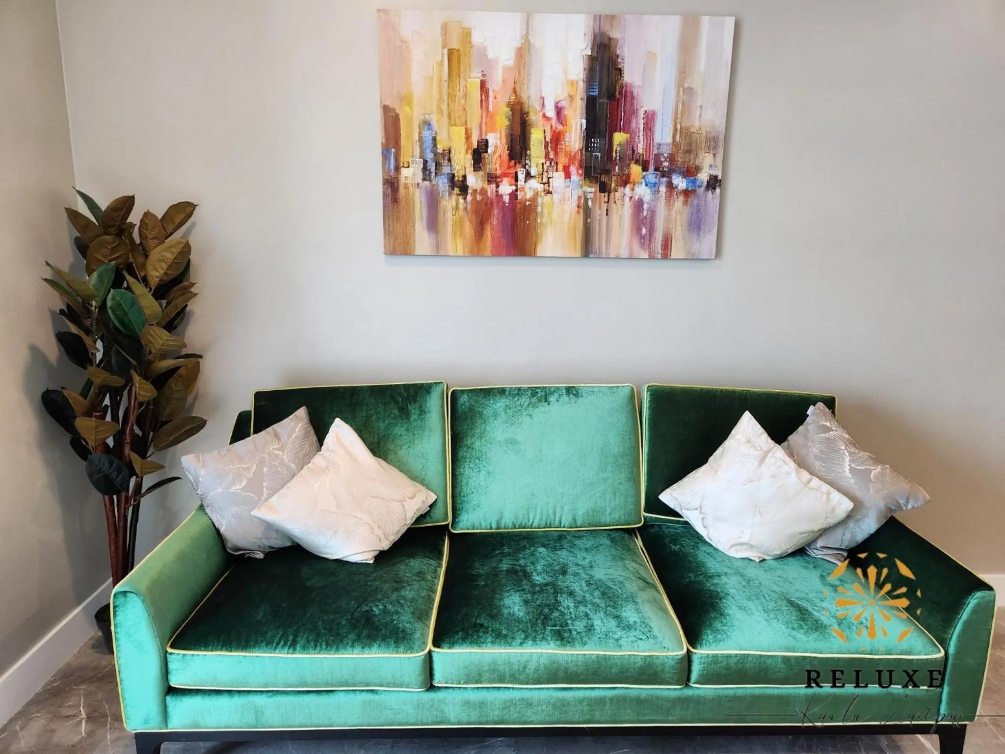 Living room in The Platinum 2 Premium Suite by Reluxe