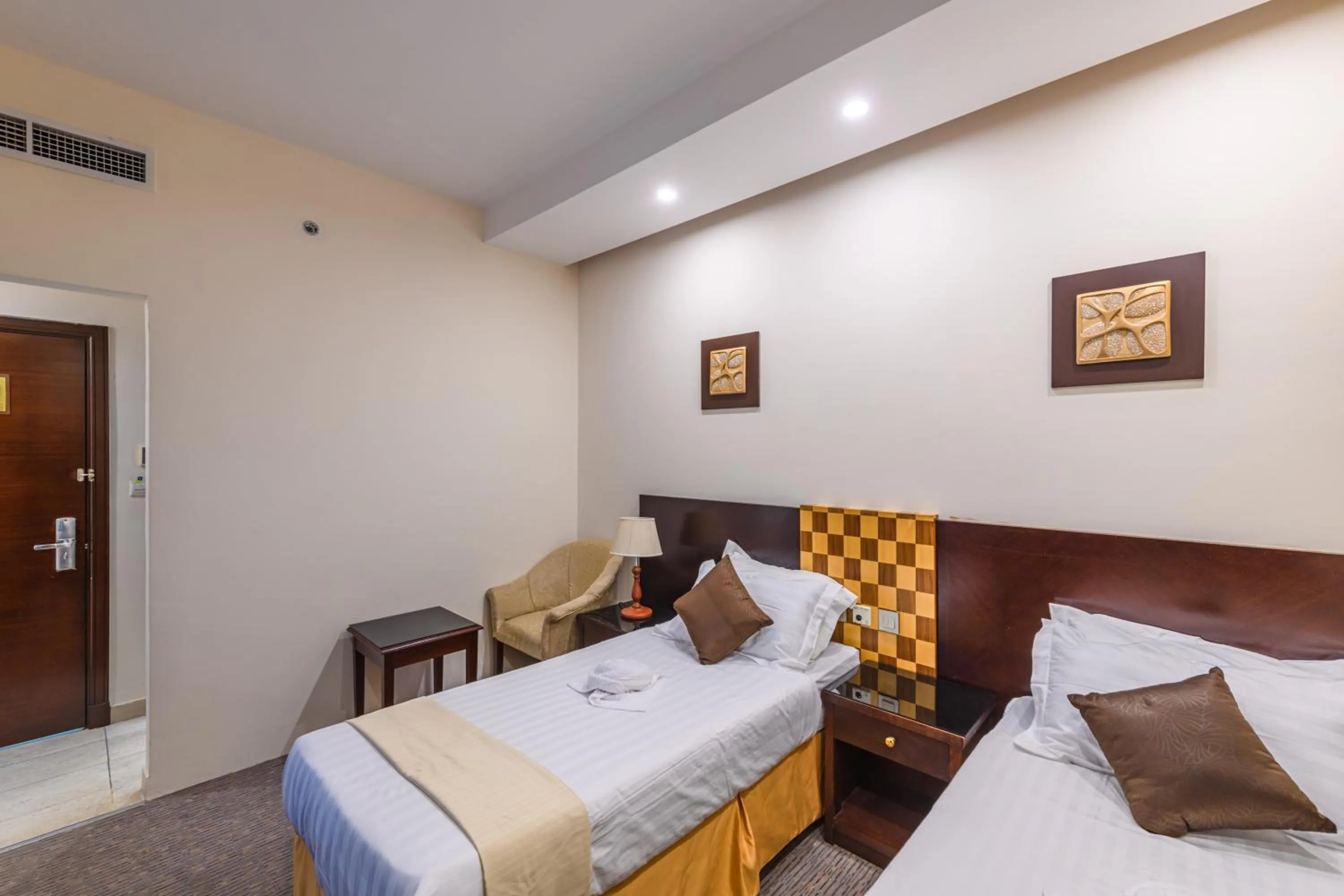 Bed in Joury Al Mashaer Hotel