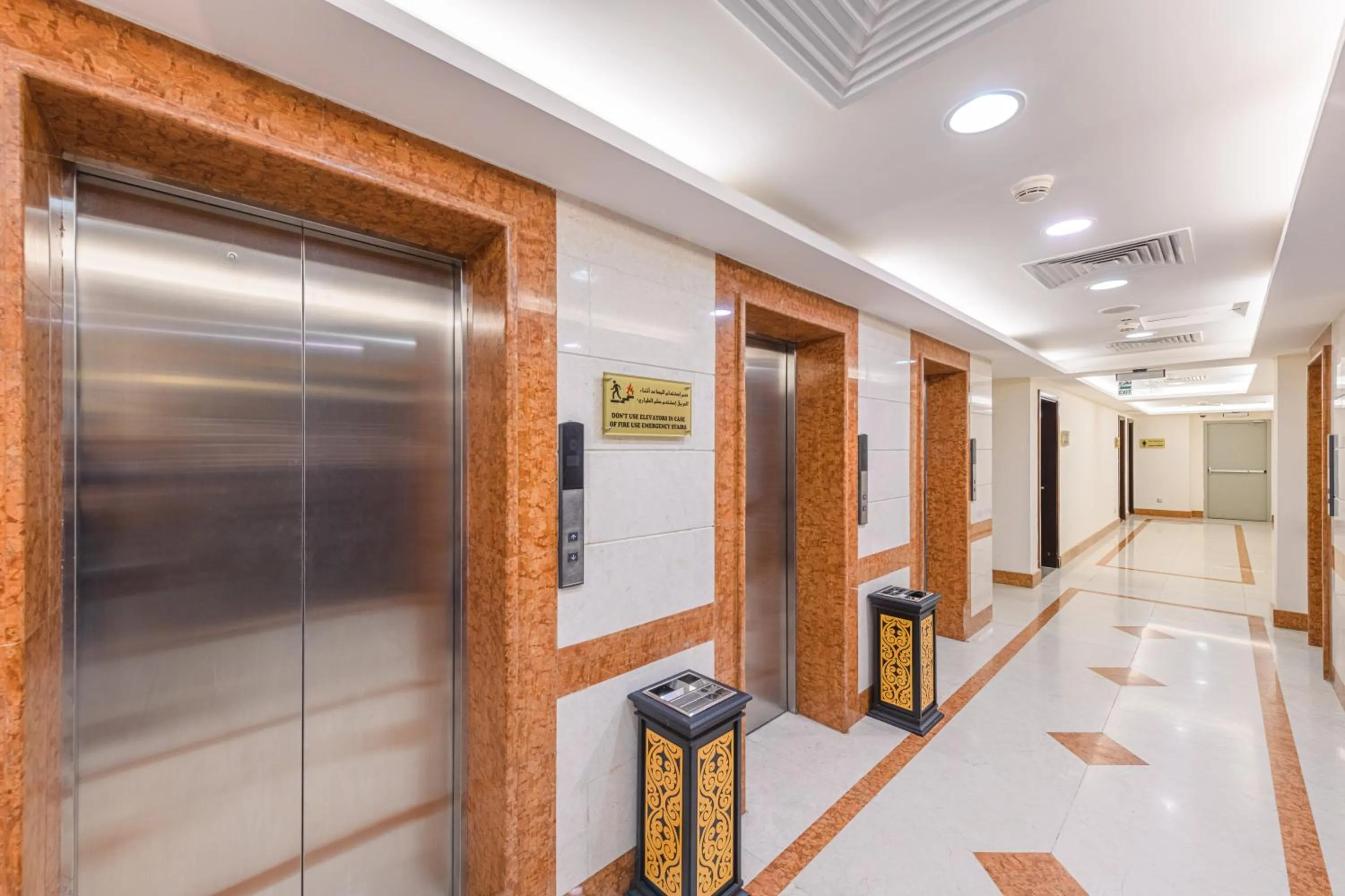 elevator in Joury Al Mashaer Hotel