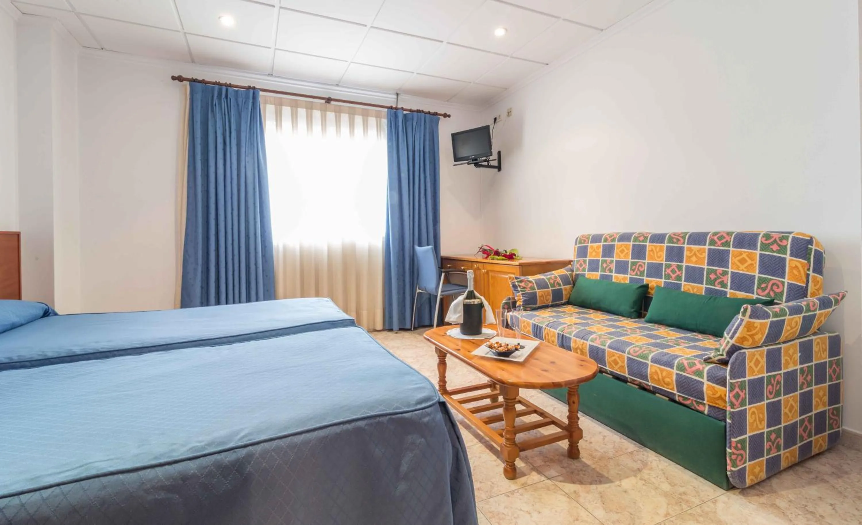 Photo of the whole room, Bed in Hotel Reig