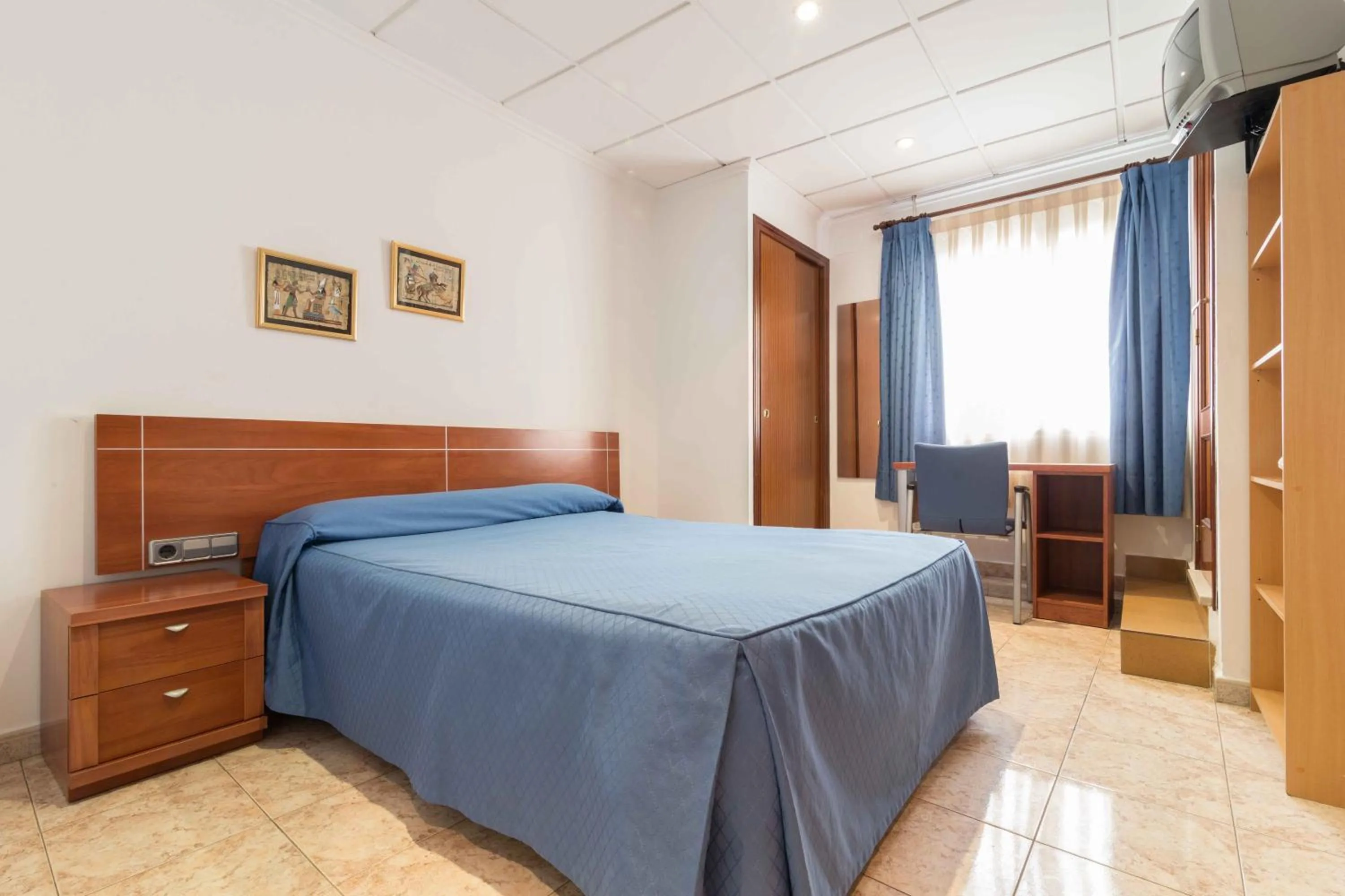 Photo of the whole room, Bed in Hotel Reig